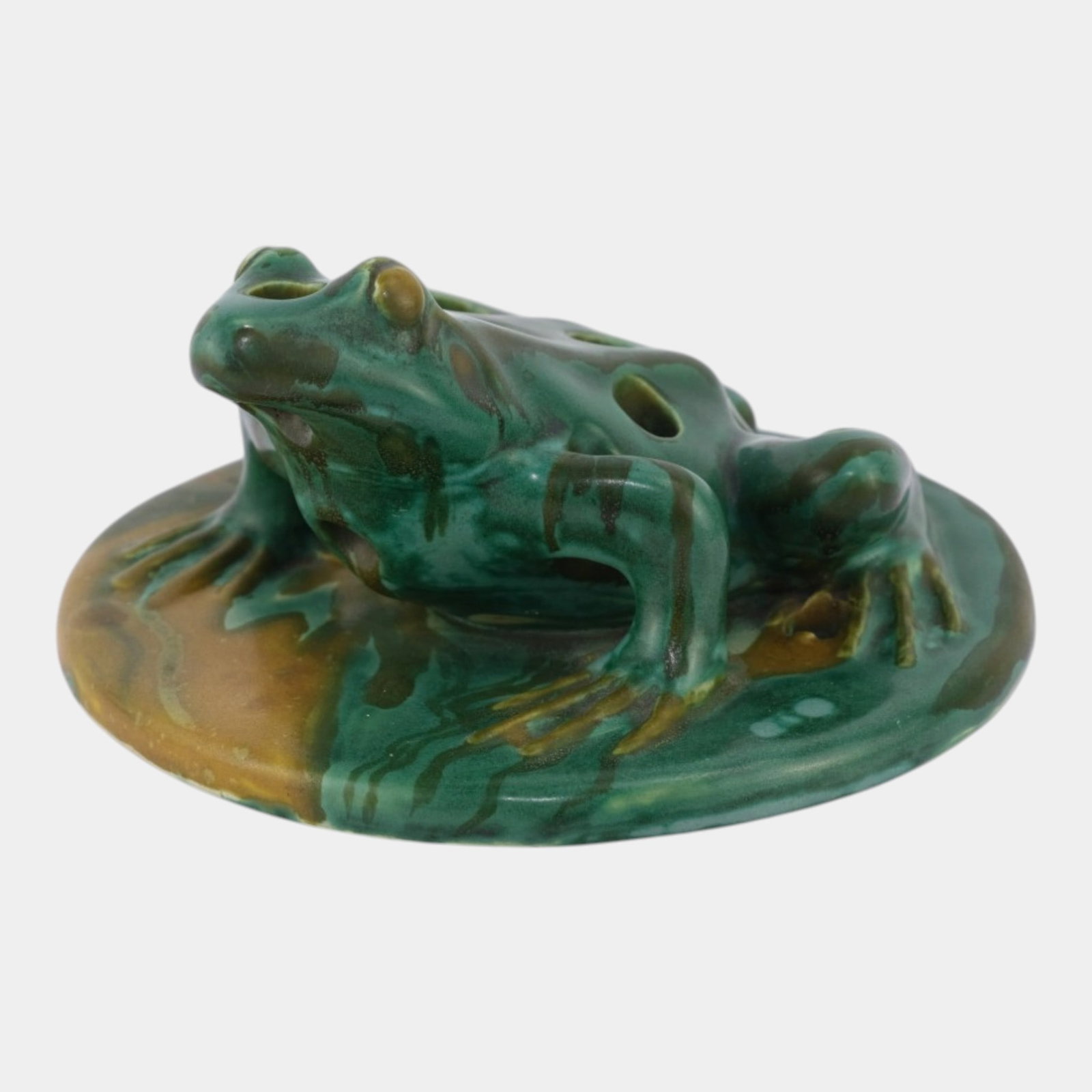 Vintage Matte Green Large Frog Flower Frog: Professional, fast, and affordable in house shipping available for all items.For higher resolution images please visit www.bid.craftedauctions.com Vintage Matte Green Large Frog Flower Frog Excellent 