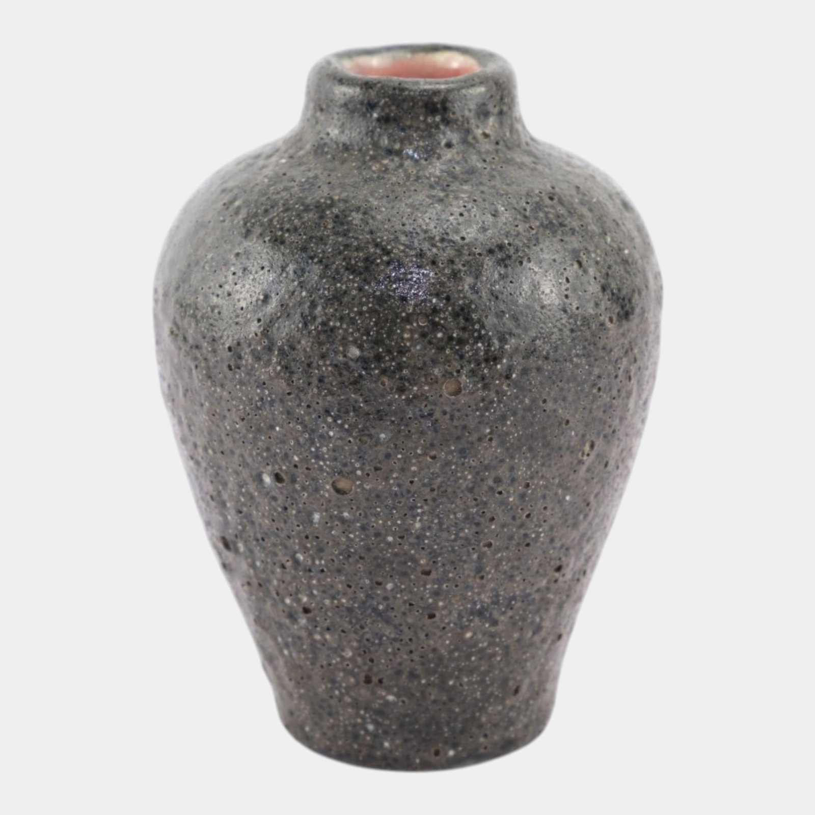 Pisgah Forest 1937 Vintage Art Pottery Black Brown Lava Glaze Ceramic Cabinet Vase: Professional, fast, and affordable in house shipping available for all items.For higher resolution images please visit www.bid.craftedauctions.com Pisgah Forest 1937 Vintage Art Pottery Black Brown La