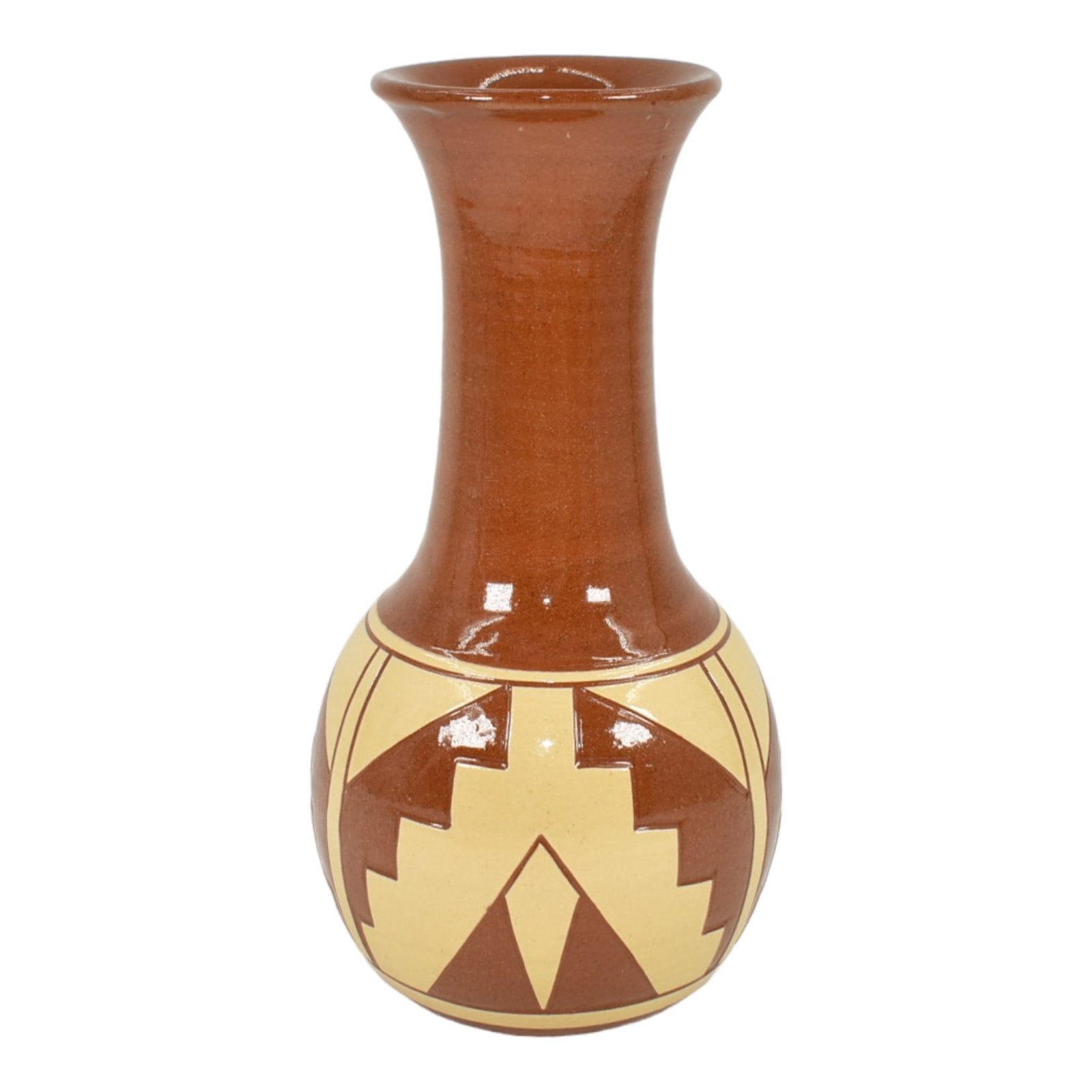 Pine Ridge Sioux Dakota Pottery Hand Made Geometric Design Brown Vase Cottier: Professional, fast, and affordable in house shipping available for all items.For higher resolution images please visit www.bid.craftedauctions.com Pine Ridge Sioux Dakota Pottery Hand Made Geometric D