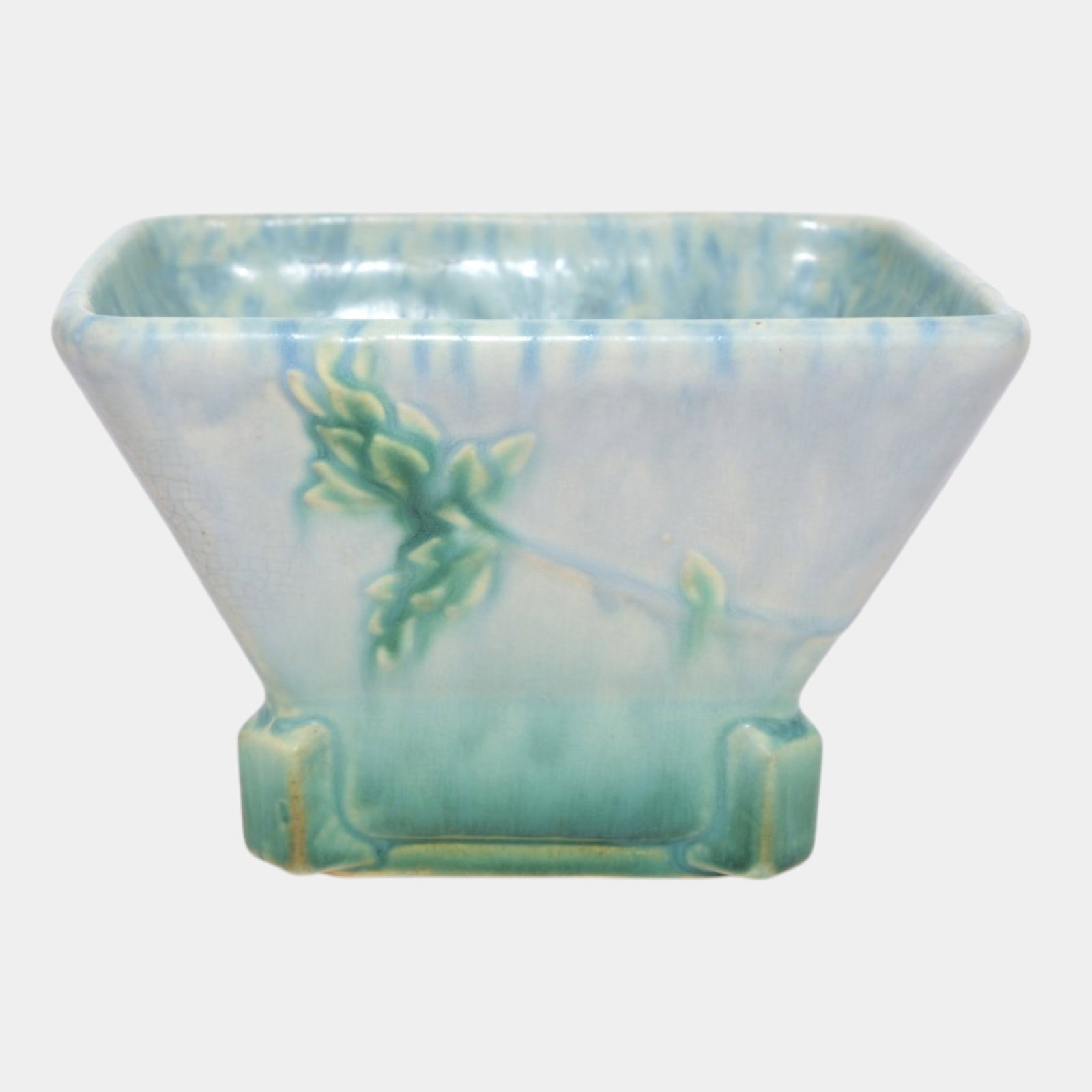 Roseville Futura Blue 1928 Vintage Art Deco Pottery Ceramic Bowl Planter 190-3: Professional, fast, and affordable in house shipping available for all items.For higher resolution images please visit www.bid.craftedauctions.com Roseville Futura Blue 1928 Vintage Art Deco Pottery C