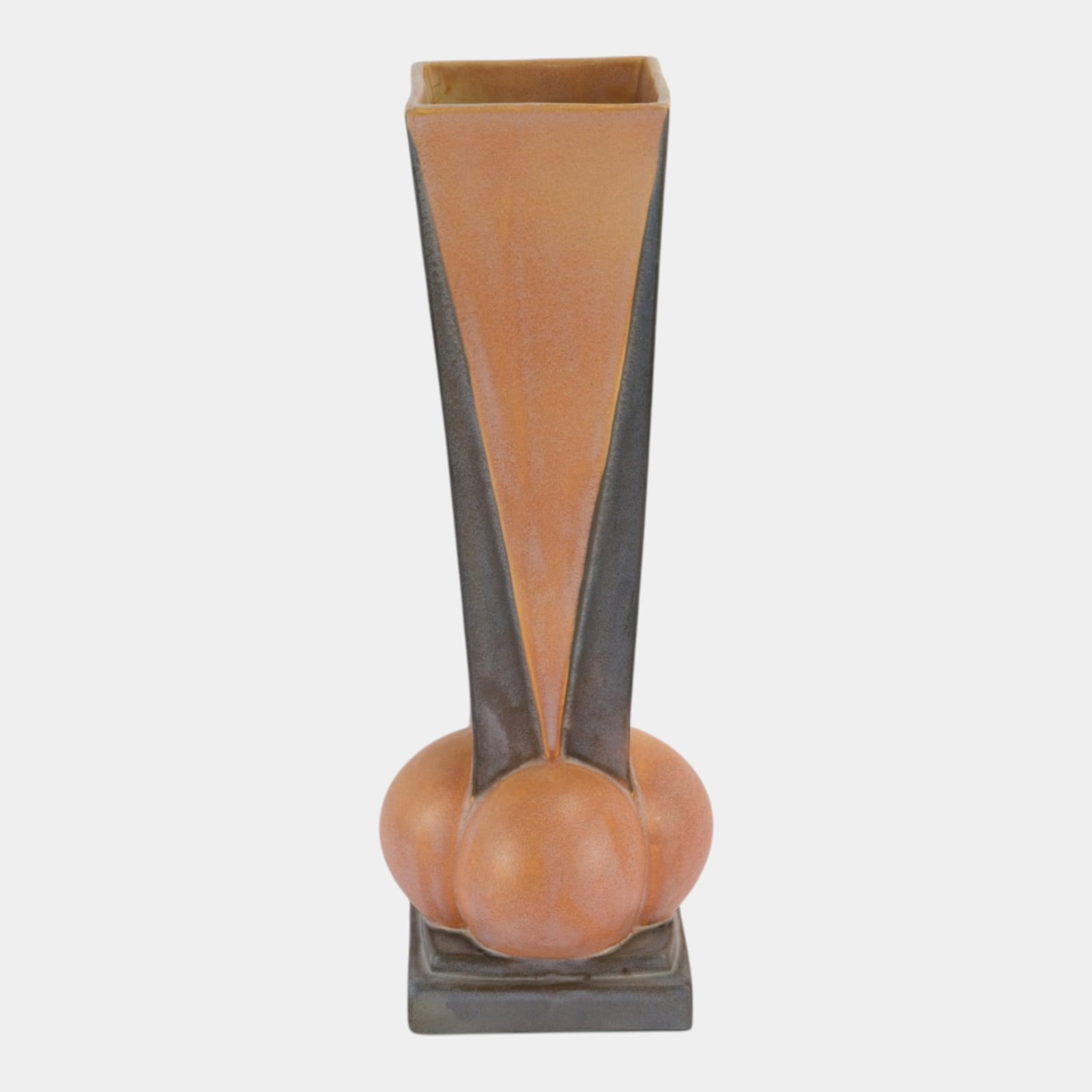 Roseville Futura Brown 1928 Vintage Art Deco Pottery Four Ball Vase 393-12: Professional, fast, and affordable in house shipping available for all items.For higher resolution images please visit www.bid.craftedauctions.com Roseville Futura Brown 1928 Vintage Art Deco Pottery 