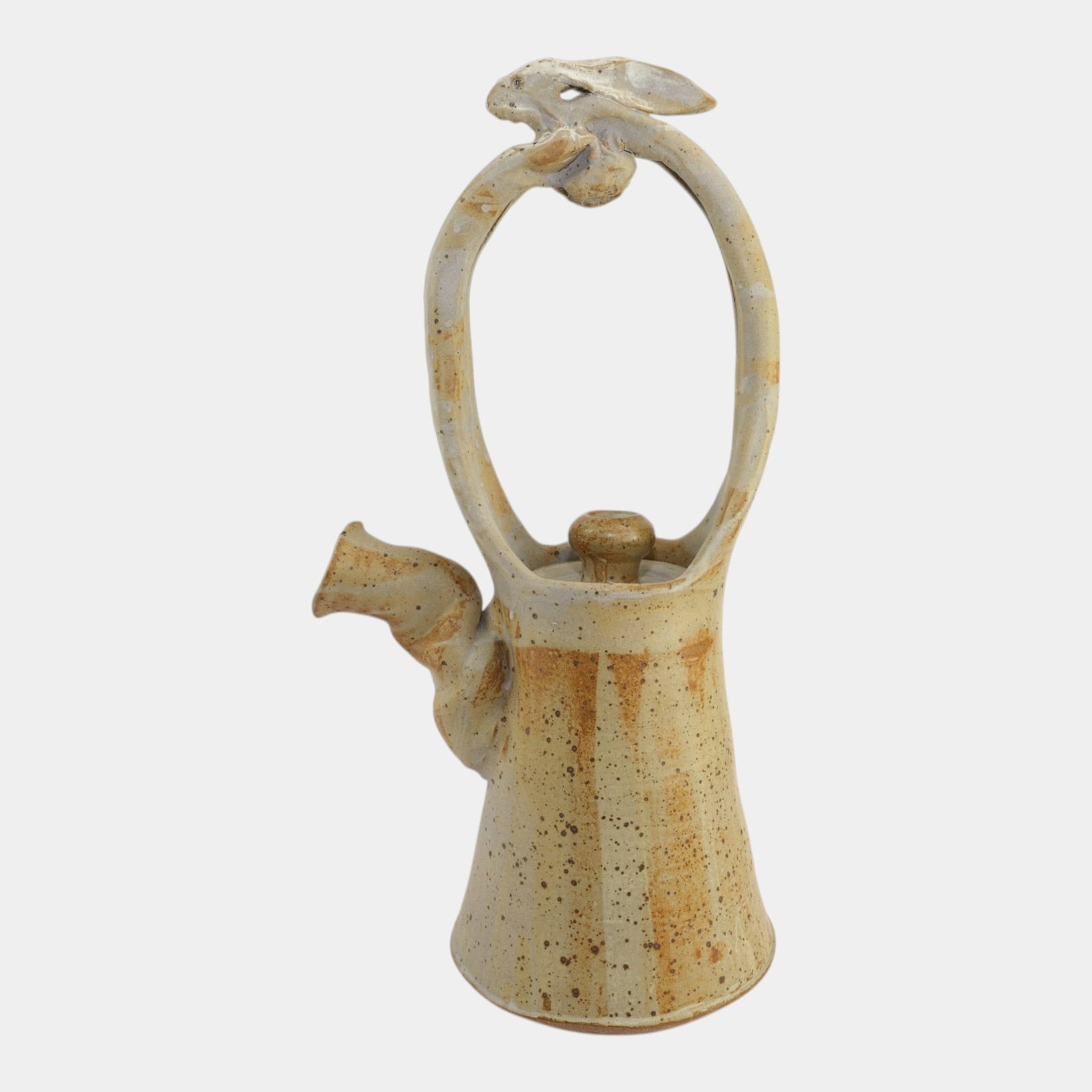 Ken Ferguson 1998 Studio Pottery Demonstration Rabbit Handle Lidded Ceramic Teapot: Professional, fast, and affordable in house shipping available for all items.For higher resolution images please visit www.bid.craftedauctions.com Ken Ferguson 1998 Studio Pottery Demonstration Rabbit