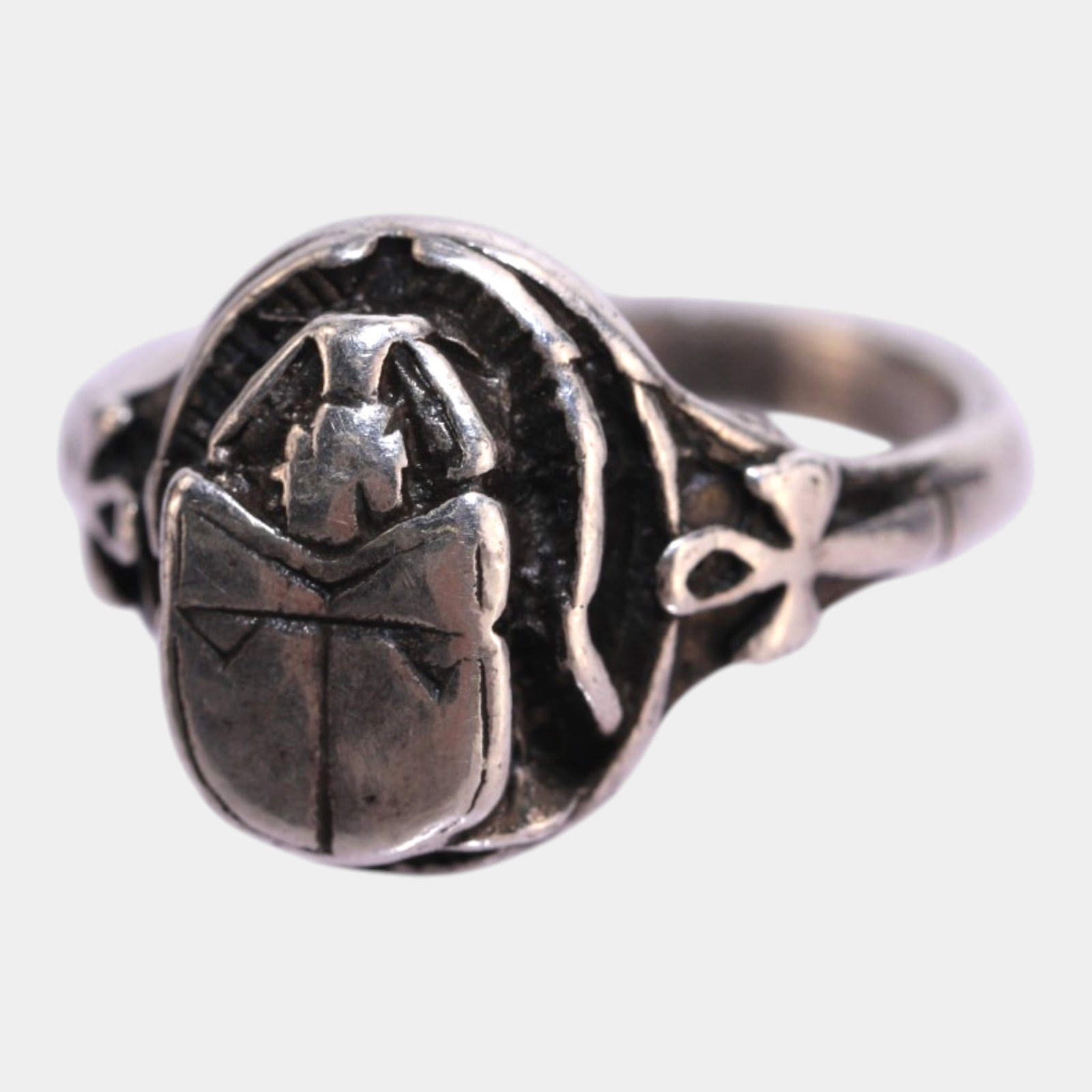 20th Century Sterling Silver Egyptian Revival Scarab Ring With Ankh Motif Band Size 8.25: Professional, fast, and affordable in house shipping available for all items.For higher resolution images please visit www.bid.craftedauctions.com Boldly symbolic and distinctly Egyptian Revival, this