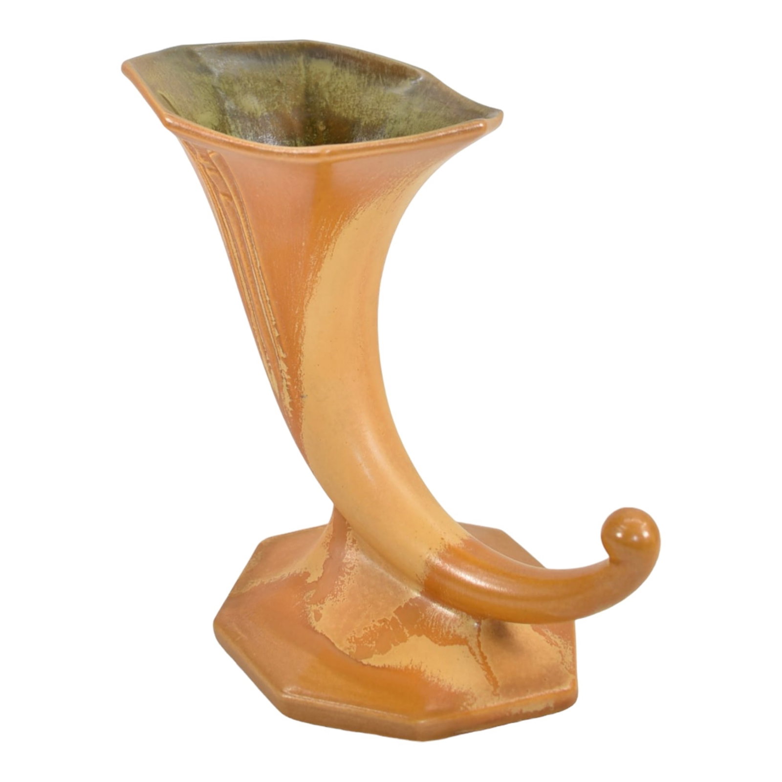 Roseville Russco Orange Gold 1934 Vintage Pottery Ceramic Vase Cornucopia 110-8: Professional, fast, and affordable in house shipping available for all items.For higher resolution images please visit www.bid.craftedauctions.com Roseville Russco Orange Gold 1934 Vintage Pottery Cer