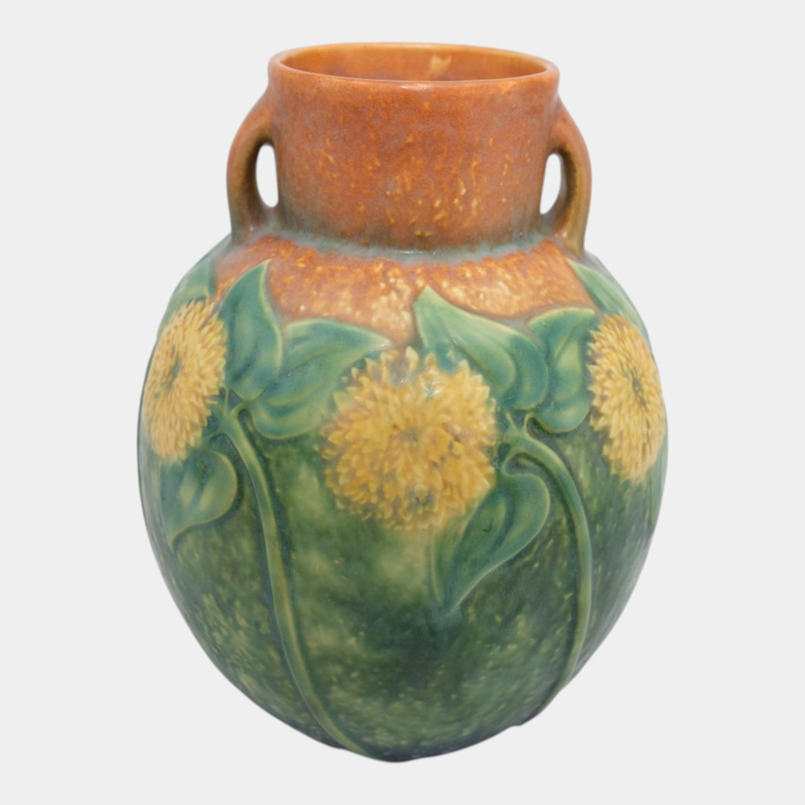 Roseville Sunflower 1930 Vintage Arts And Crafts Ceramic Vase 493-9: Professional, fast, and affordable in house shipping available for all items.For higher resolution images please visit www.bid.craftedauctions.com Roseville Sunflower 1930 Vintage Arts And Crafts Cera
