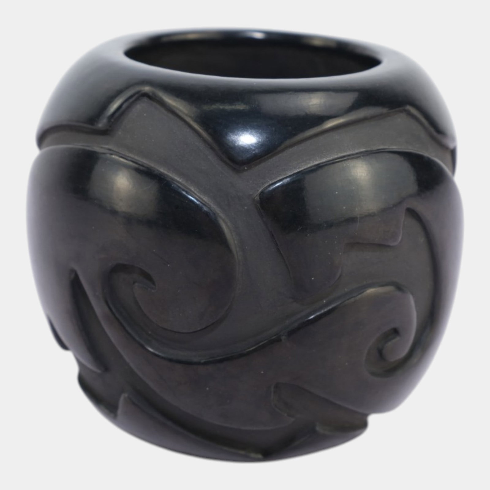 Joy Cain Santa Clara Pueblo Native American Art Pottery Blackware Carved Vase Jar (1 of 6)