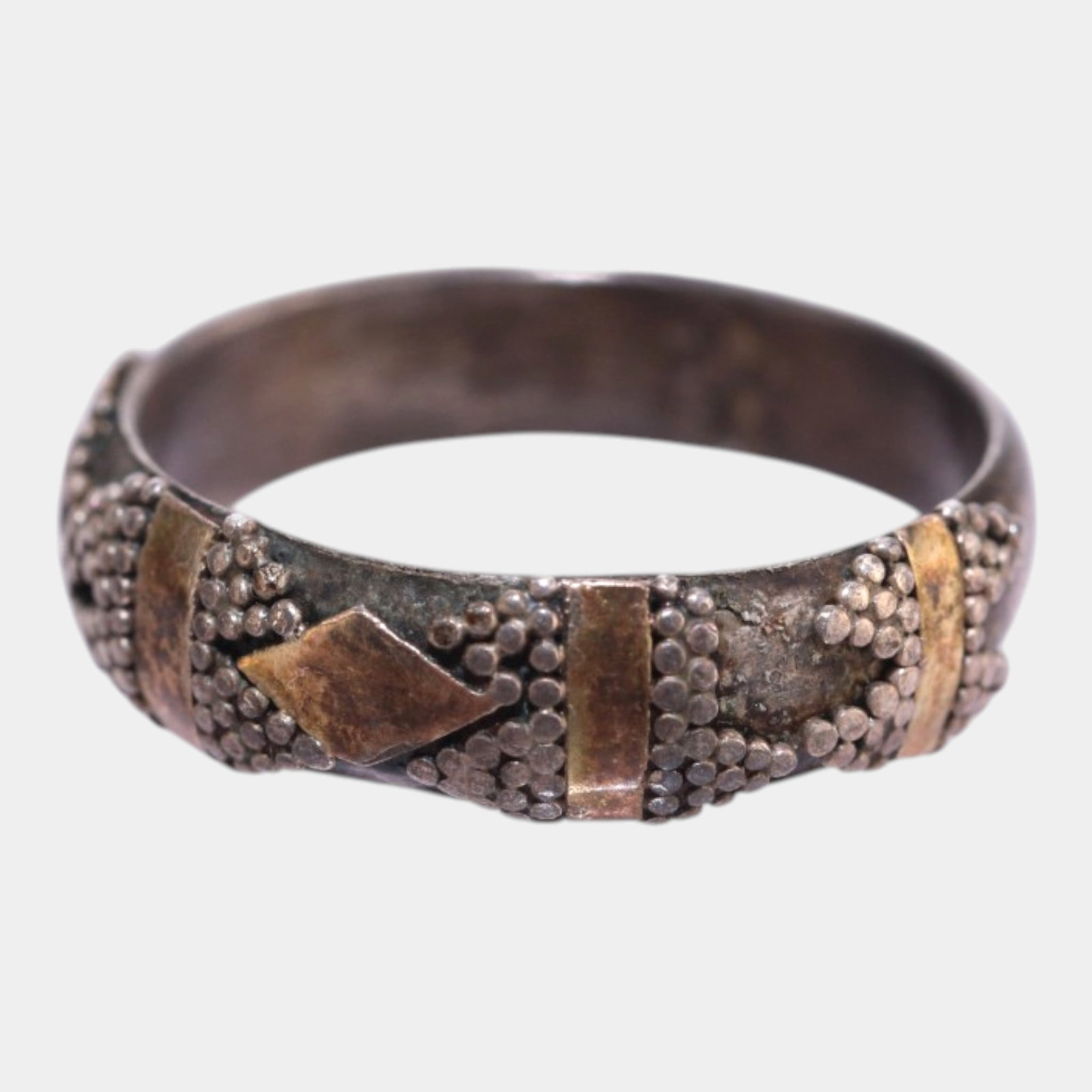 Sterling Silver Textured Geometric Wide Band Ring With Brutalist Modernist Styling: Professional, fast, and affordable in house shipping available for all items.For higher resolution images please visit www.bid.craftedauctions.com Boldly textured and distinctly modernist, this sterli