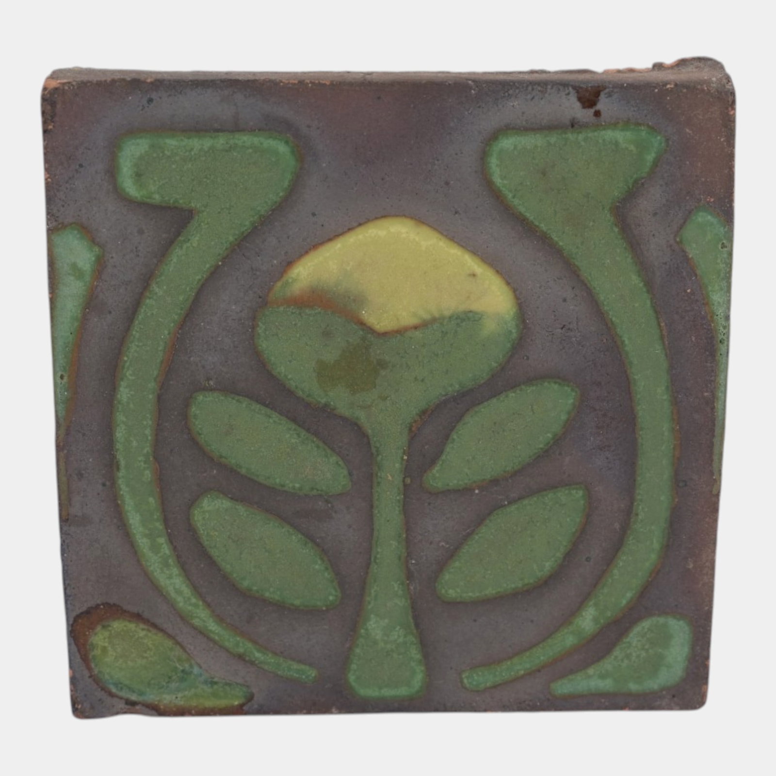 Van Briggle 1907-1908 Arts And Crafts Pottery Floral Matte Green & Yellow Bud Early Tile: Professional, fast, and affordable in house shipping available for all items.For higher resolution images please visit www.bid.craftedauctions.com Van Briggle 1907-1908 Arts And Crafts Pottery Floral 
