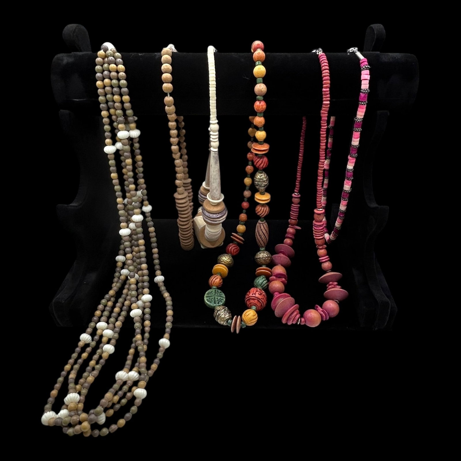 Costume Jewelry Beaded Necklaces Multi Strand Glass Wood Shell & Faux Pearl Six Piece Lot: Professional, fast, and affordable in house shipping available for all items.For higher resolution images please visit bid.craftedauctions.com Colorfully assorted, this eight-piece costume jewelry lot