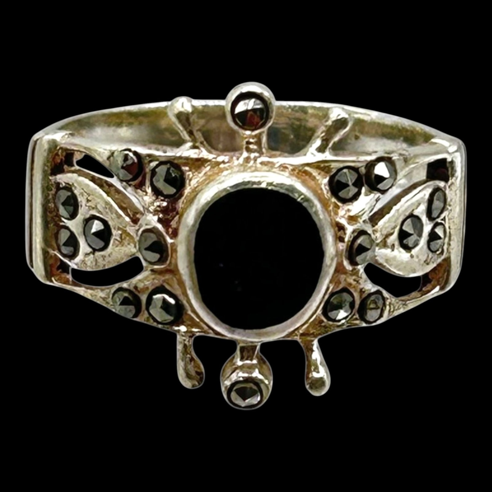 Sterling Silver Black Onyx & Marcasite Ring With Butterfly Motif Art Deco Style Design: Professional, fast, and affordable in house shipping available for all items.For higher resolution images please visit bid.craftedauctions.com Gracefully styled, this sterling silver ring features an 