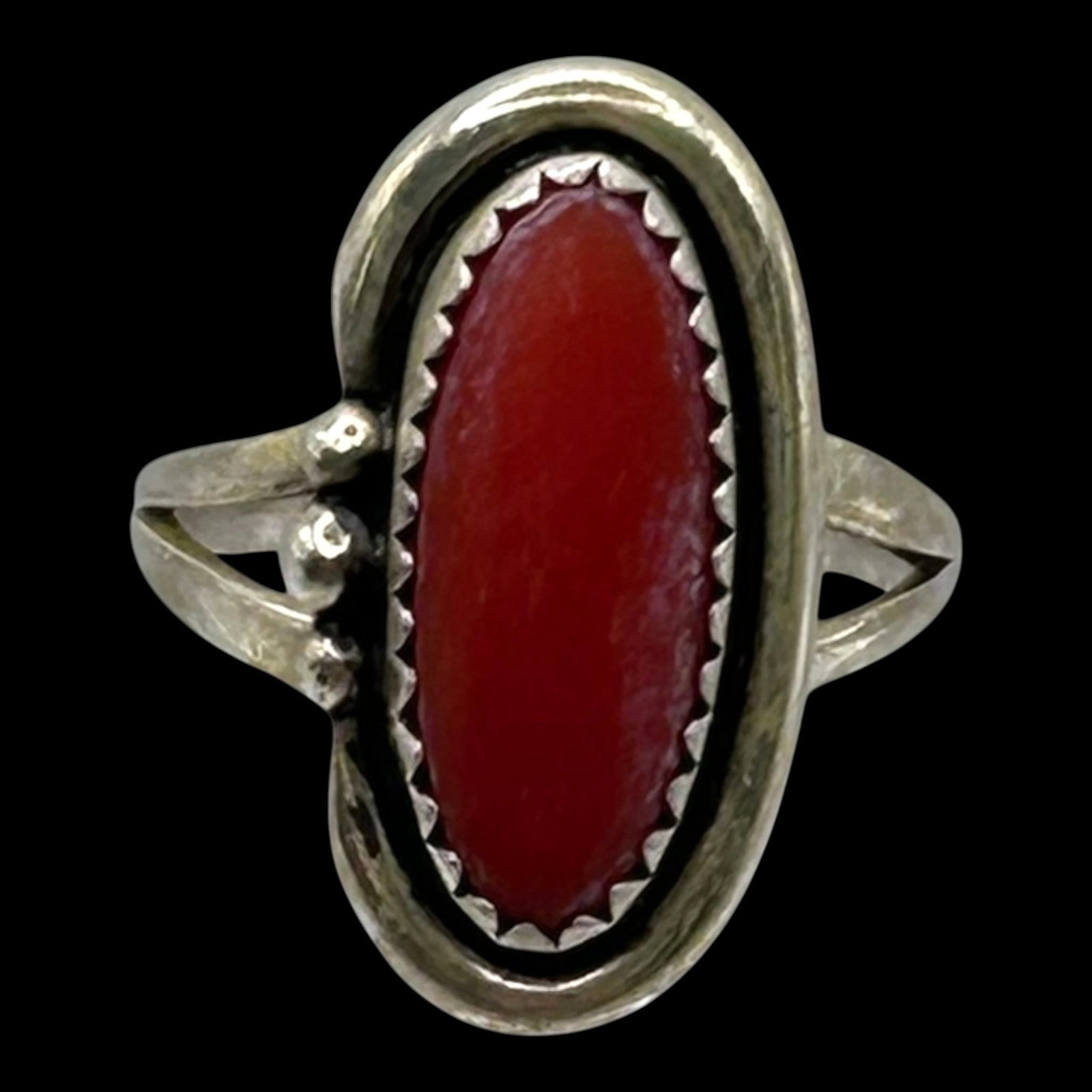 Sterling Silver Oval Red Coral Ring With Split Shank And Serrated Bezel Southwestern Design: Professional, fast, and affordable in house shipping available for all items.For higher resolution images please visit bid.craftedauctions.com Boldly styled, this sterling silver ring features an elon