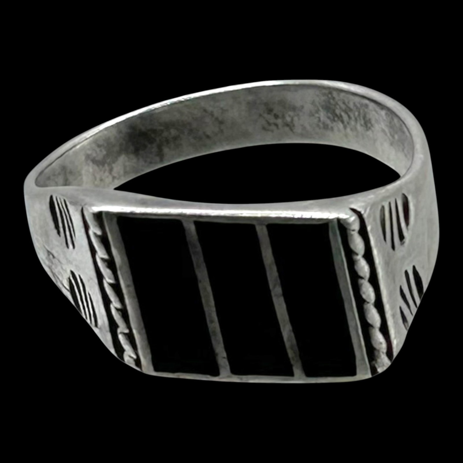 Sterling Silver Black Onyx Inlay Signet Ring With Geometric Panel And Engraved Shoulders: Professional, fast, and affordable in house shipping available for all items.For higher resolution images please visit bid.craftedauctions.com Boldly styled, this sterling silver signet ring features 