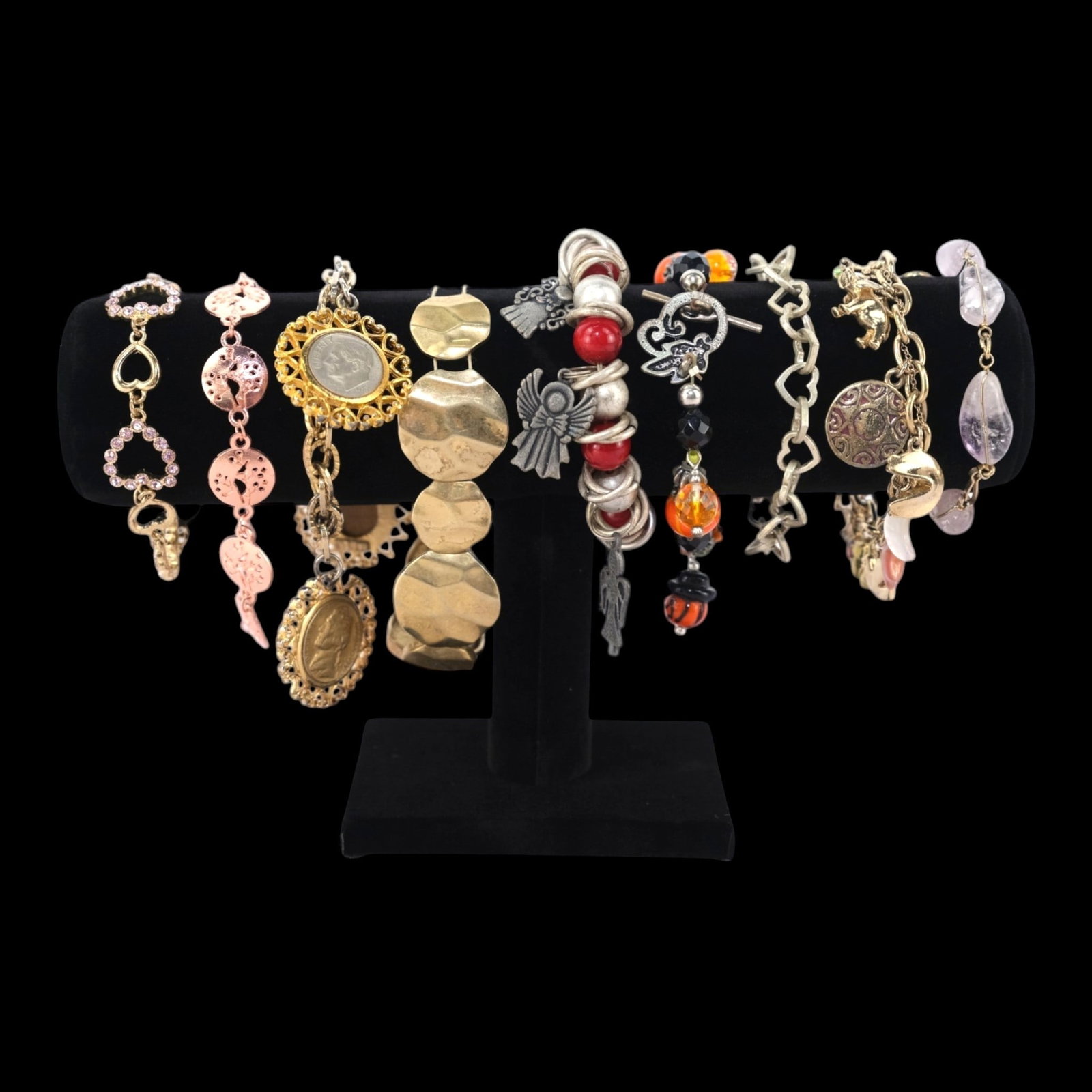 Gold Tone Silver Tone Link Chain Beaded Hinged & Toggle Bracelet Collection Jewelry Lot: Professional, fast, and affordable in house shipping available for all items.For higher resolution images please visit bid.craftedauctions.com Fashion jewelry bracelet collection featuring link, chain