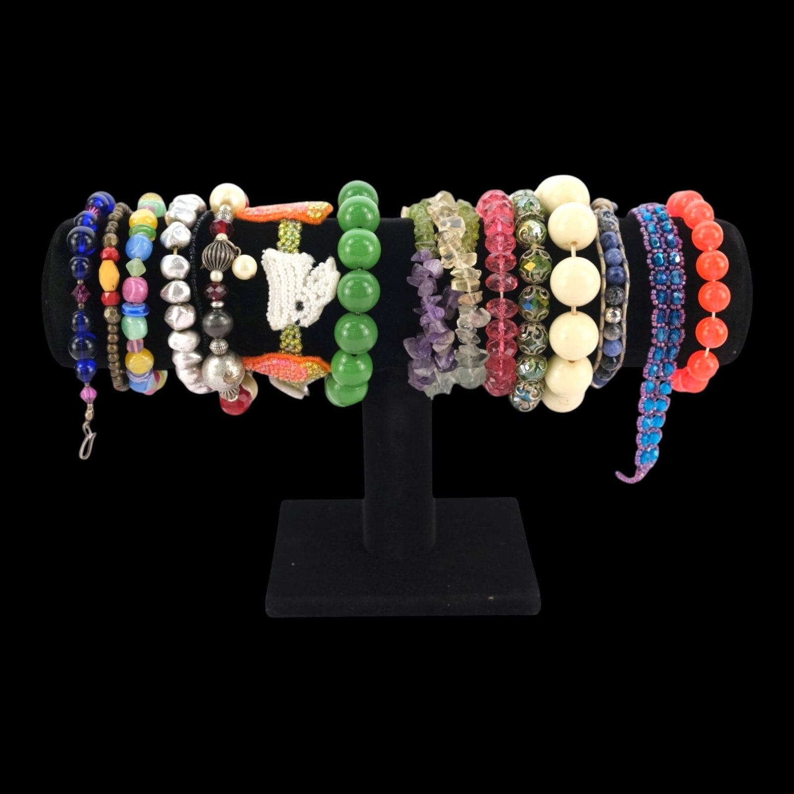 Costume Jewelry Beaded Stretch Bracelets Glass Stone Plastic & Faux Pearl Mixed Lot: Professional, fast, and affordable in house shipping available for all items.For higher resolution images please visit bid.craftedauctions.com Colorfully assorted, this mixed costume jewelry lot inclu