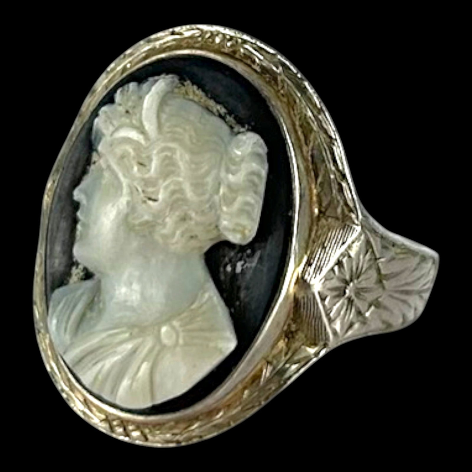 10K Yellow Gold Hand Carved Hardstone Cameo Classical Lady Ring Size 8 Estate Jewelry (1 of 3)