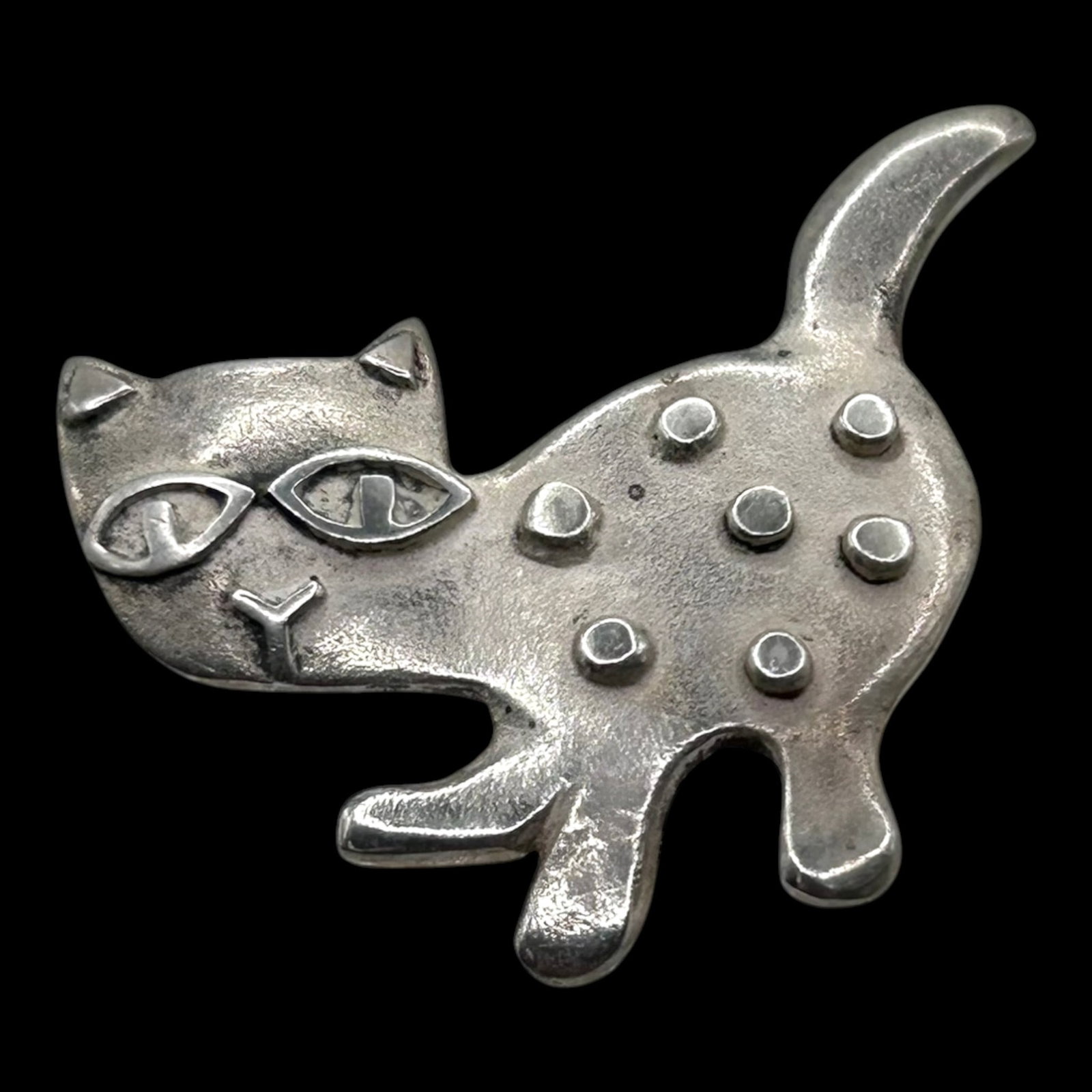 James Avery Sterling Silver Playful Spotted Cat Brooch Figural Feline Pin Signed Modern Design (1 of 3)