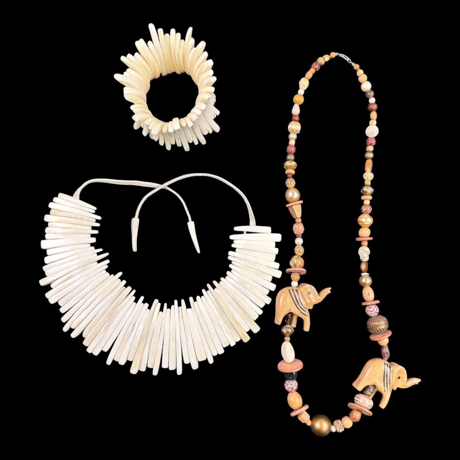 Vintage Tribal Style Jewelry Bone Collar Necklace, Carved Wood Elephant Beaded Necklace, & Bone: Professional, fast, and affordable in house shipping available for all items.For higher resolution images please visit bid.craftedauctions.com Vintage Tribal Style Jewelry Bone Collar Necklace, Carved