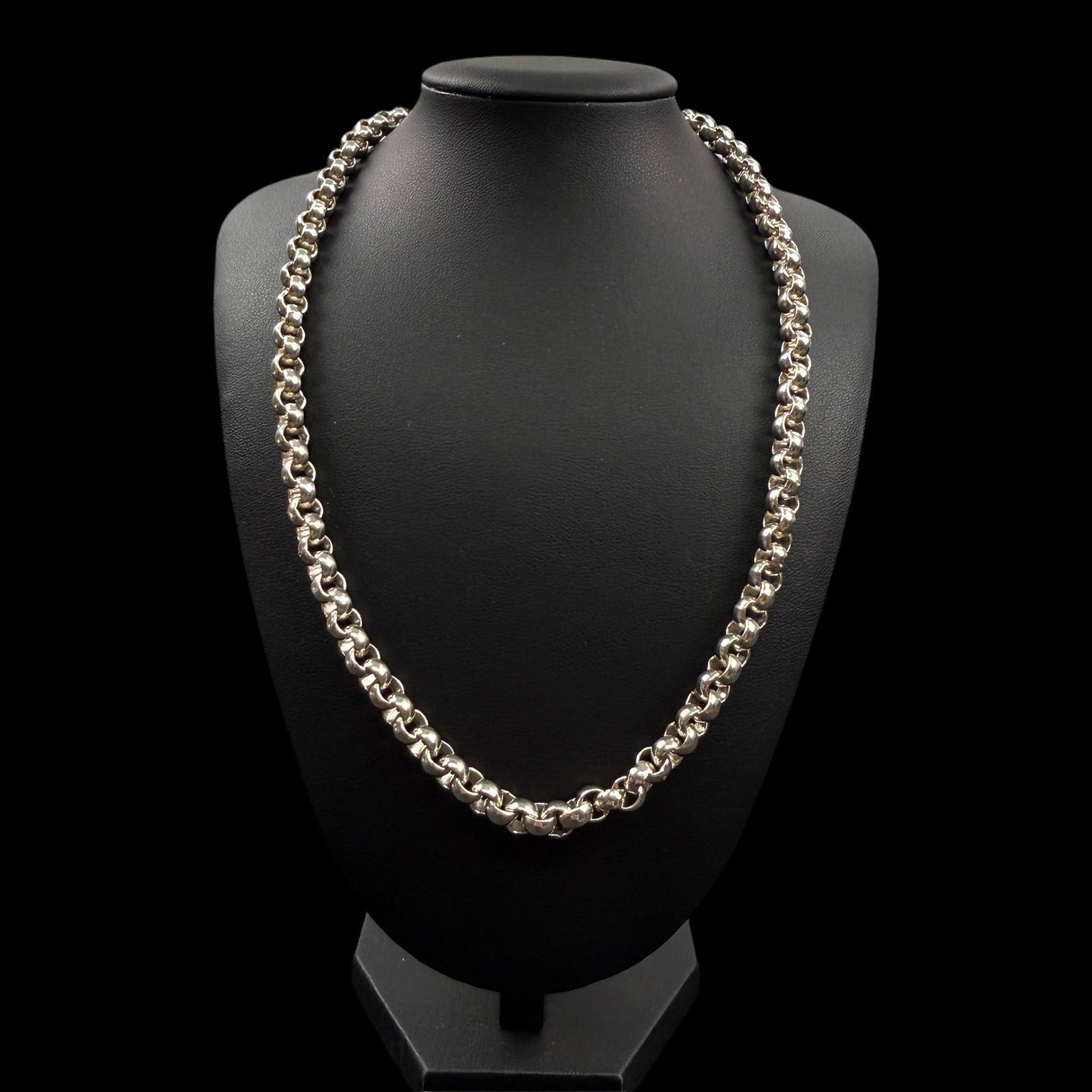Sterling Silver Byzantine Link Necklace With Interwoven Rope Chain Classic Statement Design: Professional, fast, and affordable in house shipping available for all items.For higher resolution images please visit bid.craftedauctions.com Sterling Silver Byzantine Link Necklace With Interwoven R
