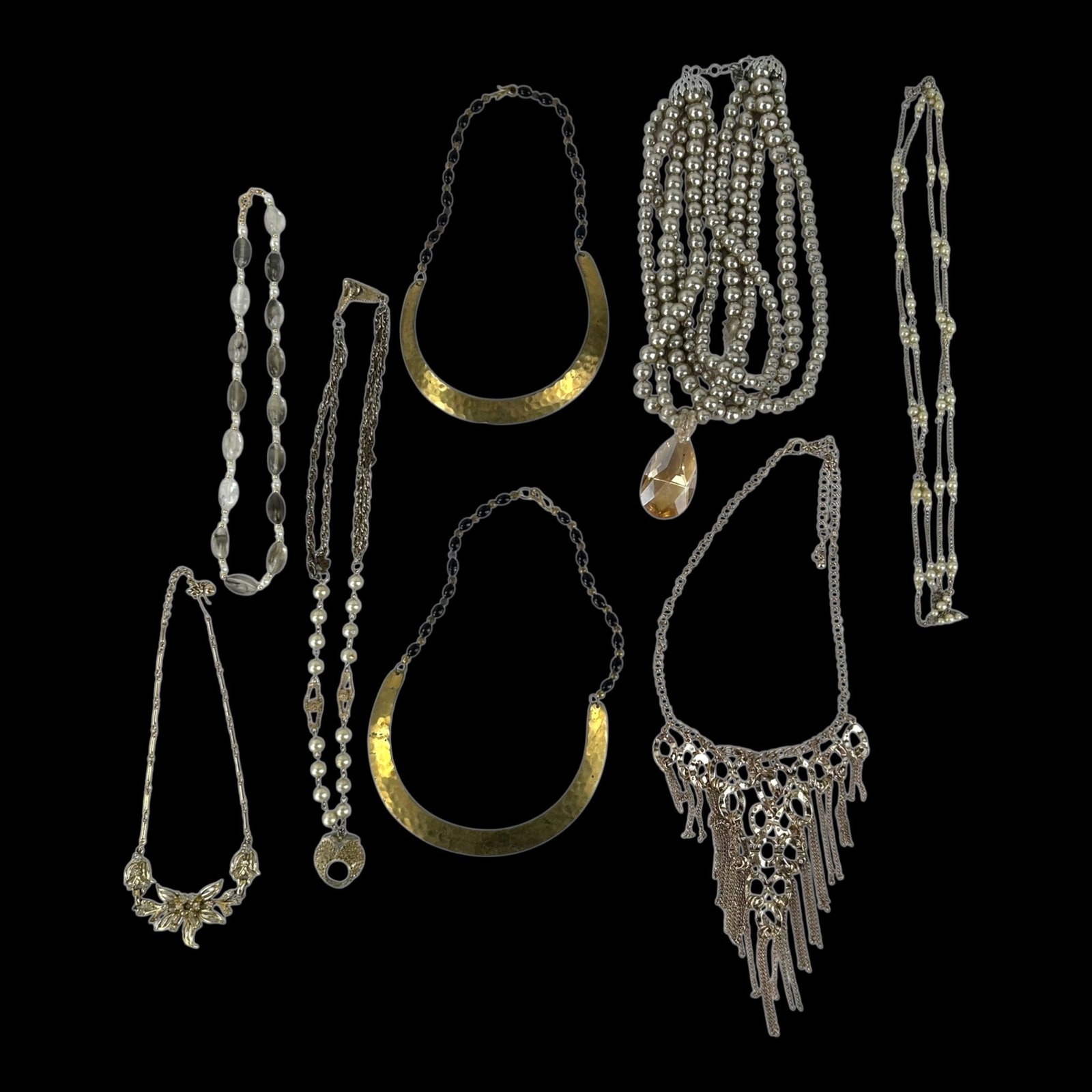 Costume Jewelry Mixed Necklace Lot With Bib Collar Chain Pendant And Fashion Necklace Designs (1 of 3)