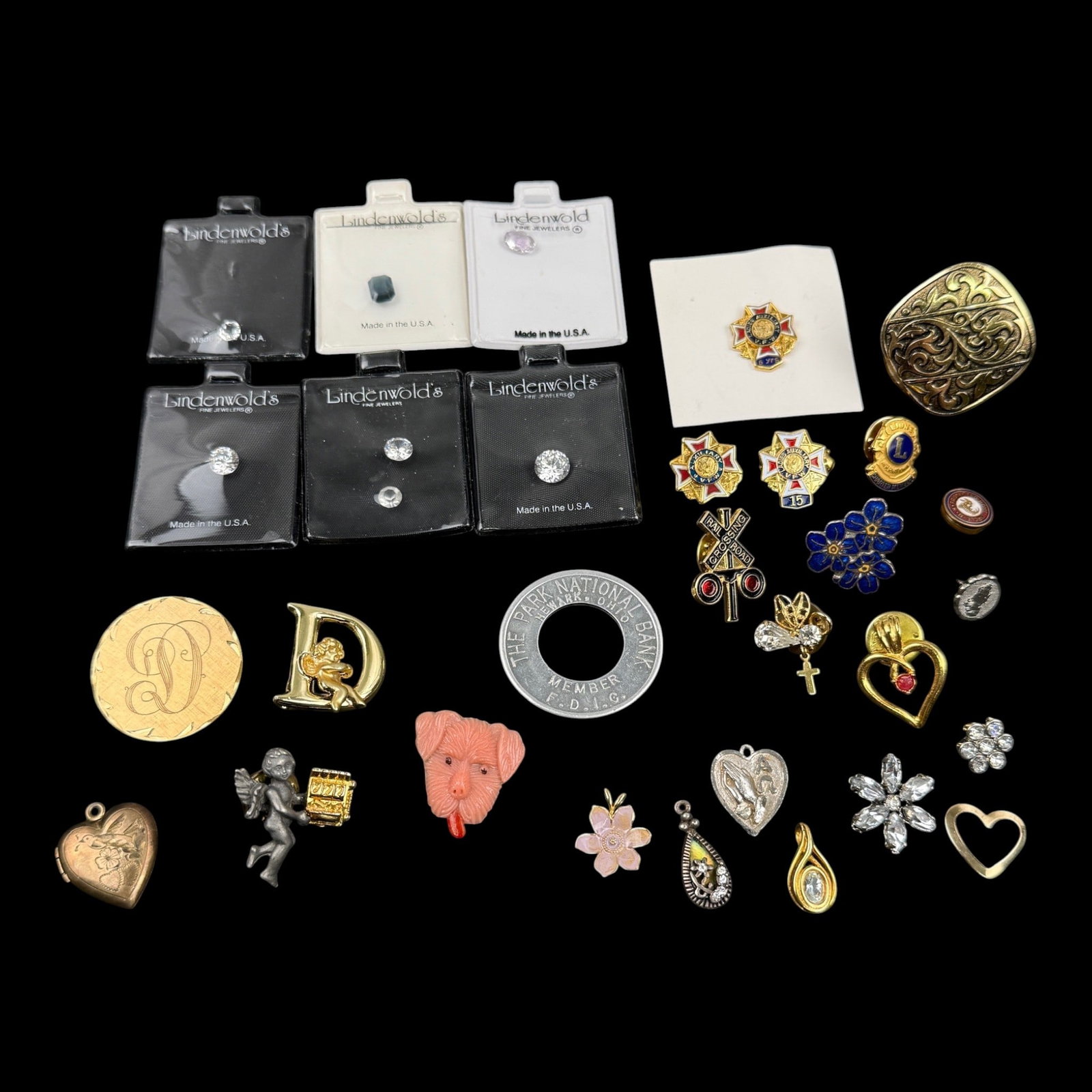 Fashion Costume Jewelry Collection Loose Gemstones Vintage Celluloid Dog Pin Pendants Earrings (1 of 8)