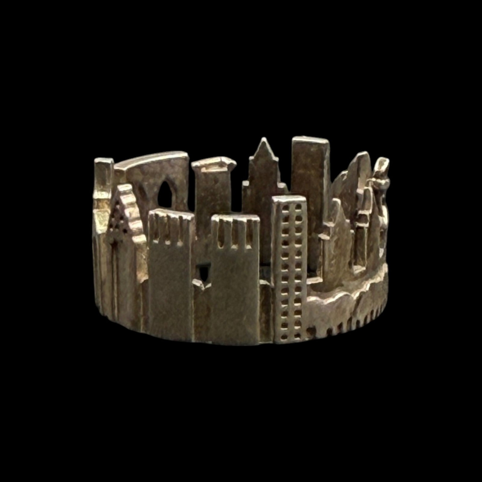 Sterling Silver New York City Skyline Ring With Empire State Chrysler & Twin Towers Design (1 of 5)