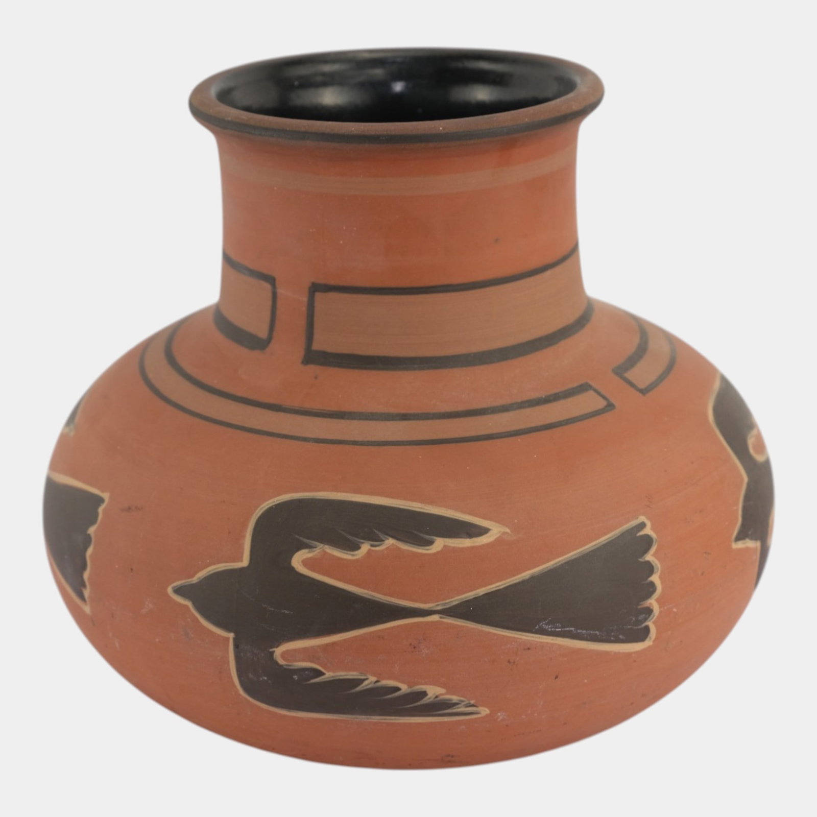 Clifton 1905-1914 Vintage Native American Art Pottery Hand Decorated Vase: Professional, fast, and affordable in house shipping available for all items. For higher resolution images please visit bid.craftedauctions.com Clifton 1905-1914 Vintage Native American Art Pottery Ha