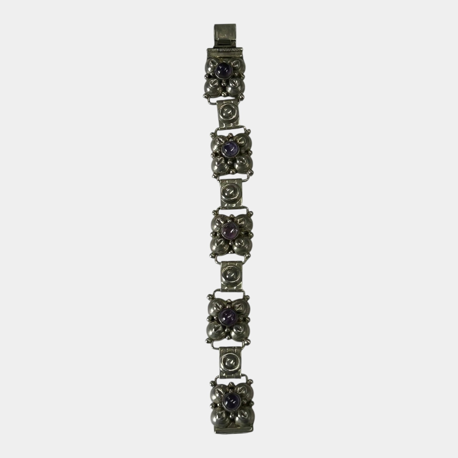 GD For Taxco Mexico Mid Century Modernist Floral Link Bracelet With Amethyst Cabochon Center Stones: Professional, fast, and affordable in house shipping available for all items. For higher resolution images please visit bid.craftedauctions.com Boldly sculptural, this Mid Century Modern bracelet by G
