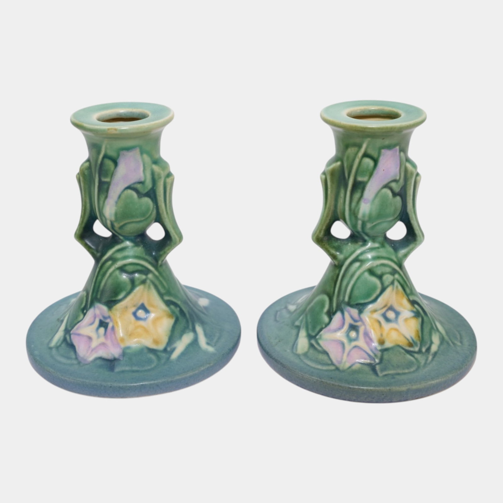 Roseville Morning Glory Green 1935 Vintage Art Pottery Candle Holders 1102-4: Professional, fast, and affordable in house shipping available for all items. For higher resolution images please visit bid.craftedauctions.com Roseville Morning Glory Green 1935 Vintage Art Pottery C