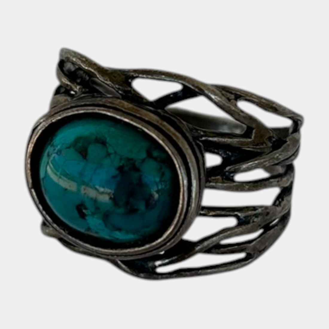 Didae Shablool Israeli Sterling Silver Mid Century Modernist Blue Eilat Cabochon Ring Size 8: Professional, fast, and affordable in house shipping available for all items. For higher resolution images please visit bid.craftedauctions.com Boldly sculptural, this Mid Century Modernist ring by Di