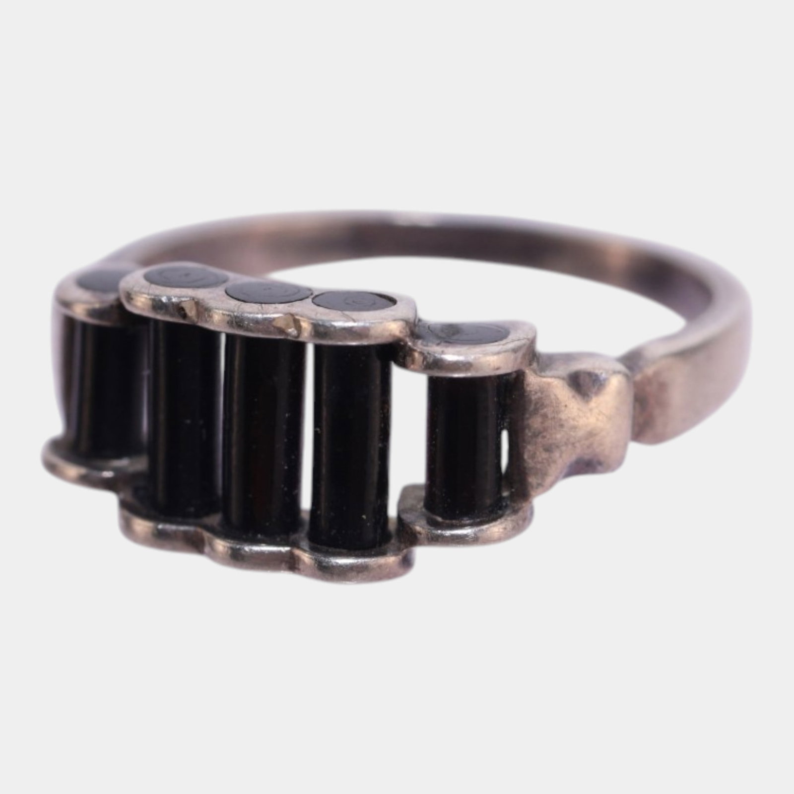 Sterling Silver 925 Secured Obsidian Cylinder Face Mid Century Modernist Ring Size 7.25: Professional, fast, and affordable in house shipping available for all items. For higher resolution images please visit bid.craftedauctions.com Boldly geometric and distinctly Mid Century Modern, this