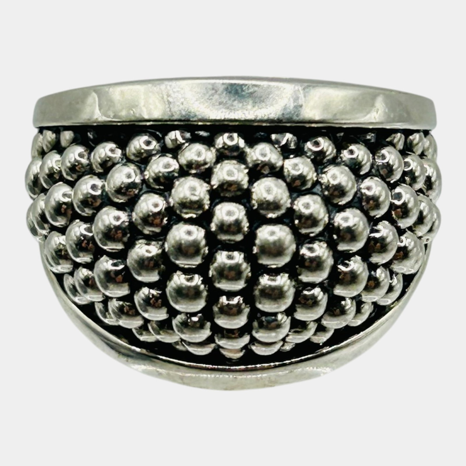 Lagos Jewelry Philadelphia Sterling Silver 925 Silver Beaded Statement Ring Size 8: Professional, fast, and affordable in house shipping available for all items. For higher resolution images please visit bid.craftedauctions.com Boldly sculptural, this Lagos sterling silver ring featu