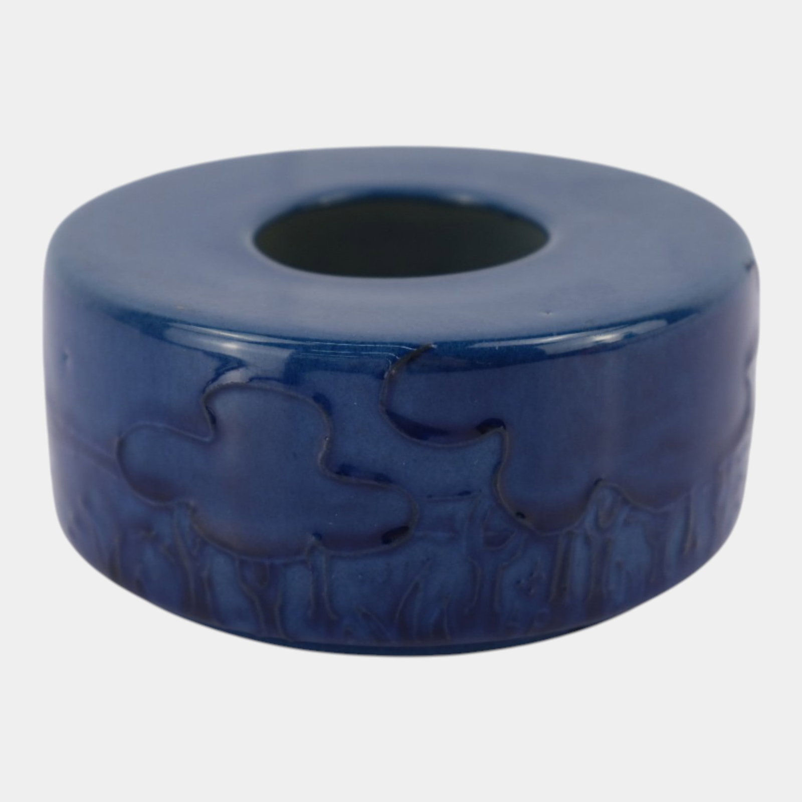 Weller Pottery Rhead Faience Cobalt Blue Scenic Dutch Decorated Round Vase 3038: Professional, fast, and affordable in house shipping available for all items. For higher resolution images please visit bid.craftedauctions.com Weller Pottery Rhead Faience Cobalt Blue Scenic Dutch De