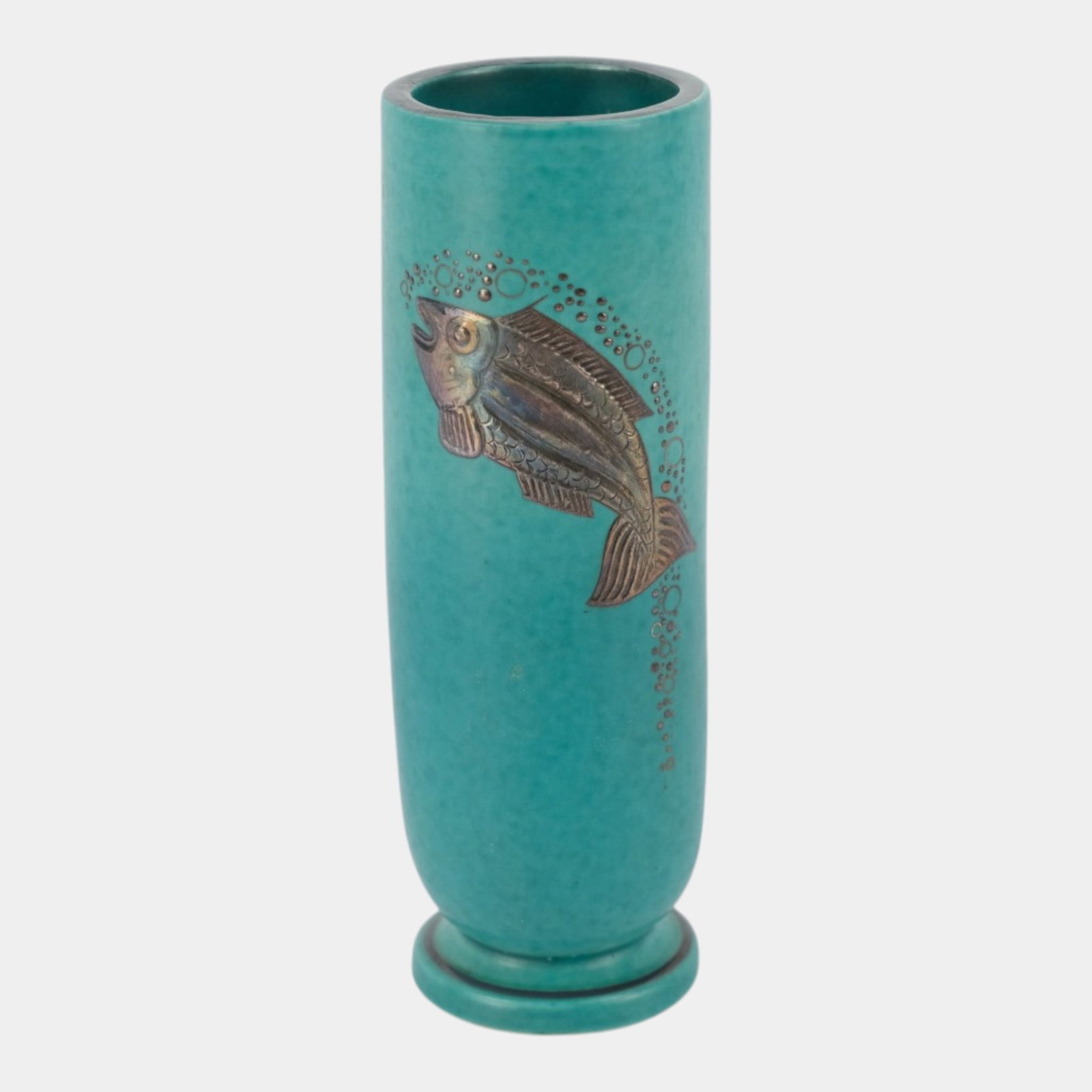 Gustavberg Swedish Mid Century Art Pottery Hand Made Argenta Ceramic Fish Bud Vase 1029: Professional, fast, and affordable in house shipping available for all items. For higher resolution images please visit bid.craftedauctions.com Gustavberg Swedish Mid Century Art Pottery Hand Made Arg