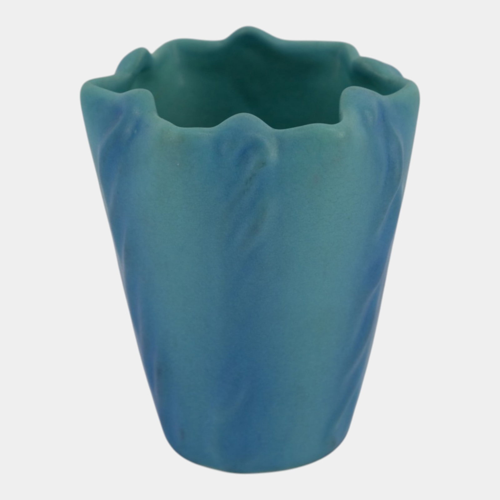 Van Briggle 1940s Mid Century Modern Ming Blue Braided Ivy Art Pottery Cabinet Vase: Professional, fast, and affordable in house shipping available for all items. For higher resolution images please visit bid.craftedauctions.com Van Briggle 1940s Mid Century Modern Ming Blue Braided I
