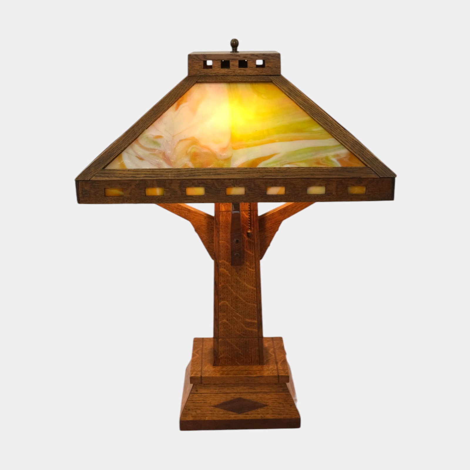 Peterson Art Furniture Co. Arts & Crafts Mission Oak Slag Glass "Pyramid" Table Lamp Original Finish: Professional, fast, and affordable in house shipping available for all items. For higher resolution images please visit bid.craftedauctions.com Peterson Art Furniture Co. Arts & Crafts Mission Oak Sla
