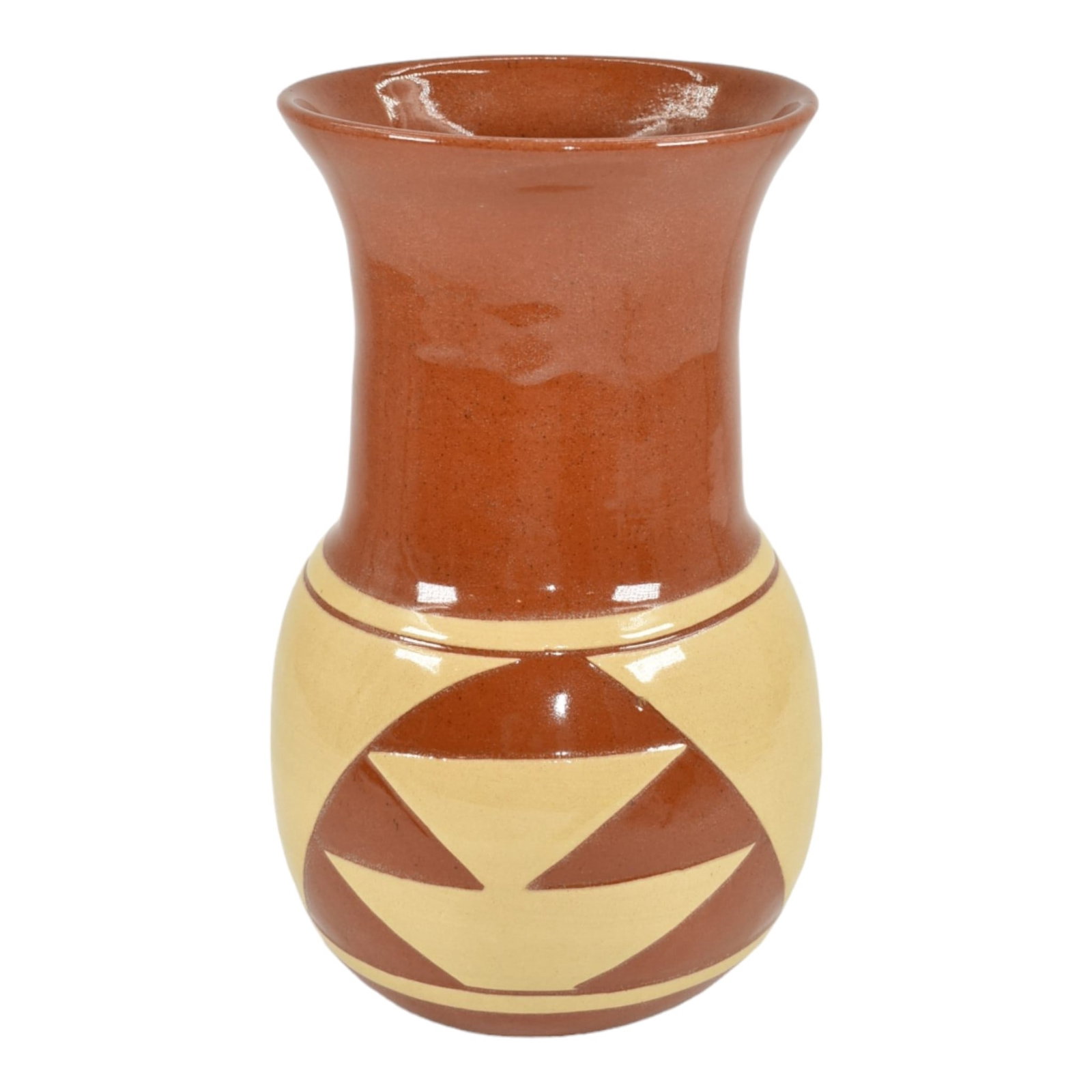 Pine Ridge Sioux Dakota Art Pottery Hand Made Native American Brown Tall Vase Irving: Professional, fast, and affordable in house shipping available for all items. For higher resolution images please visit bid.craftedauctions.com Pine Ridge Sioux Dakota Art Pottery Hand Made Native Ame