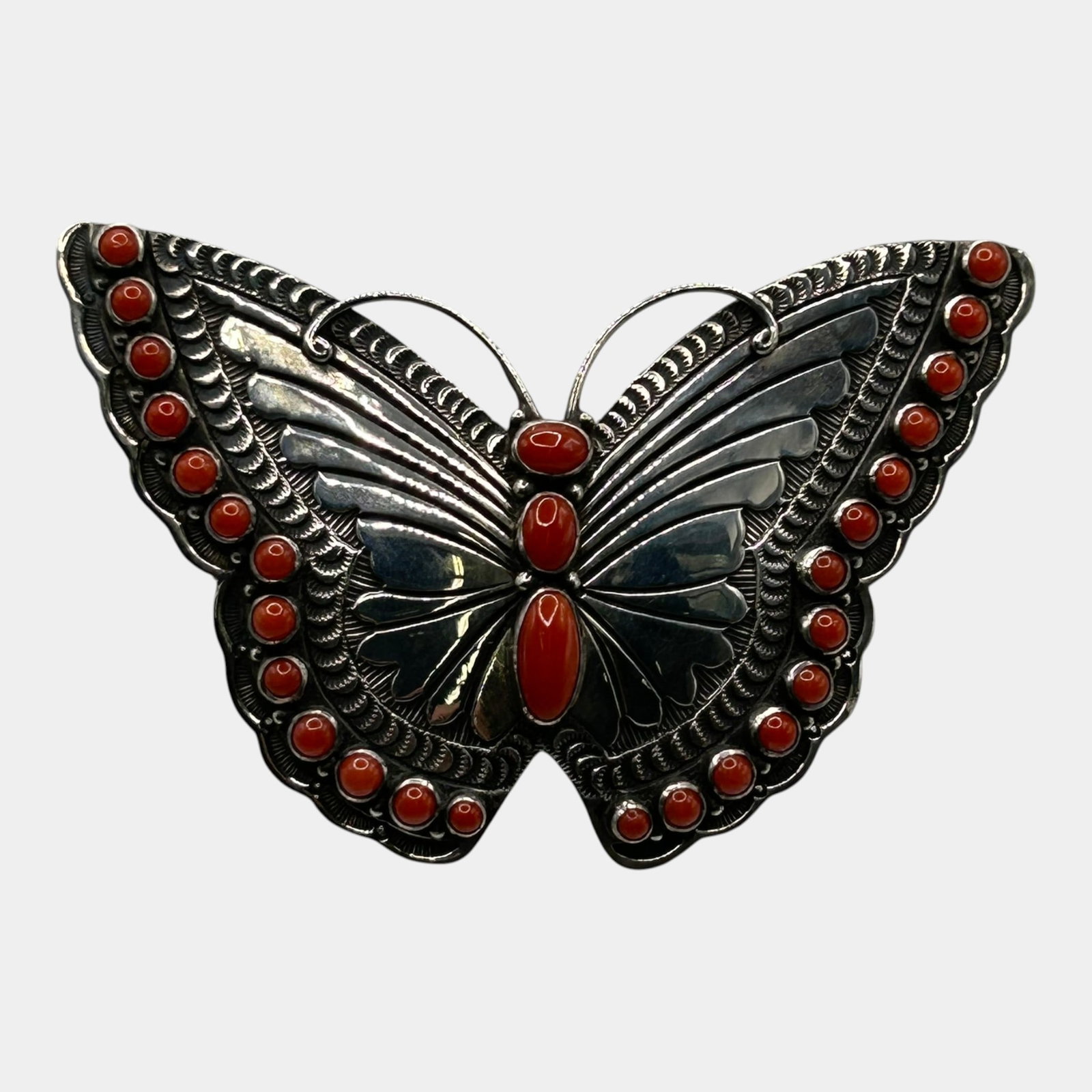 Lee Chee Navajo Native American Sterling Silver Coral Cabochon Accented Butterfly Brooch Pin: Professional, fast, and affordable in house shipping available for all items. For higher resolution images please visit bid.craftedauctions.com Exceptional Lee Chee Navajo Native American sterling sil