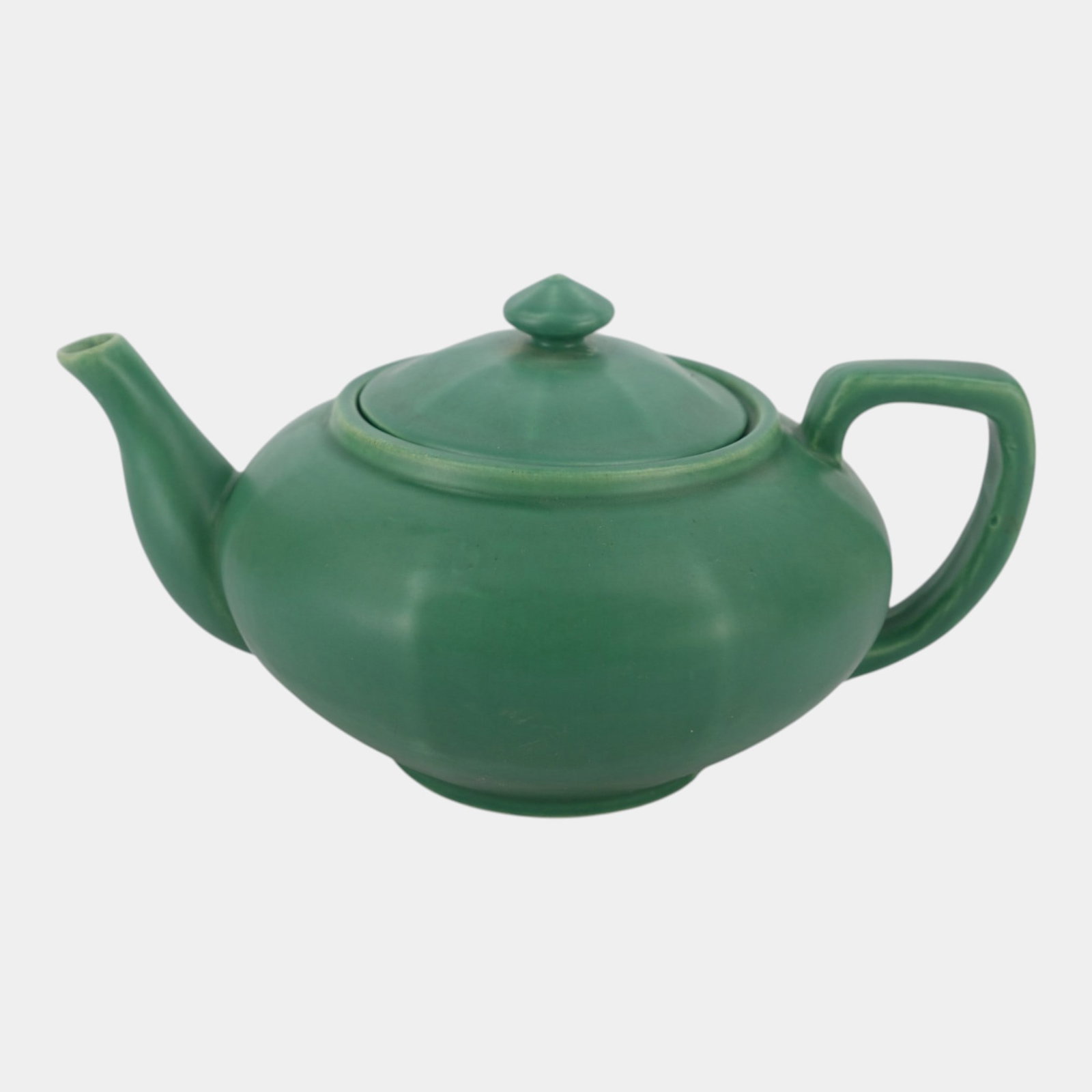 Catalina Island Pottery 1930s Matte Green Art Deco Round Ceramic Teapot With Angular Handle: Professional, fast, and affordable in house shipping available for all items. For higher resolution images please visit bid.craftedauctions.com Catalina Island Pottery 1930s Matte Green Art Deco Round