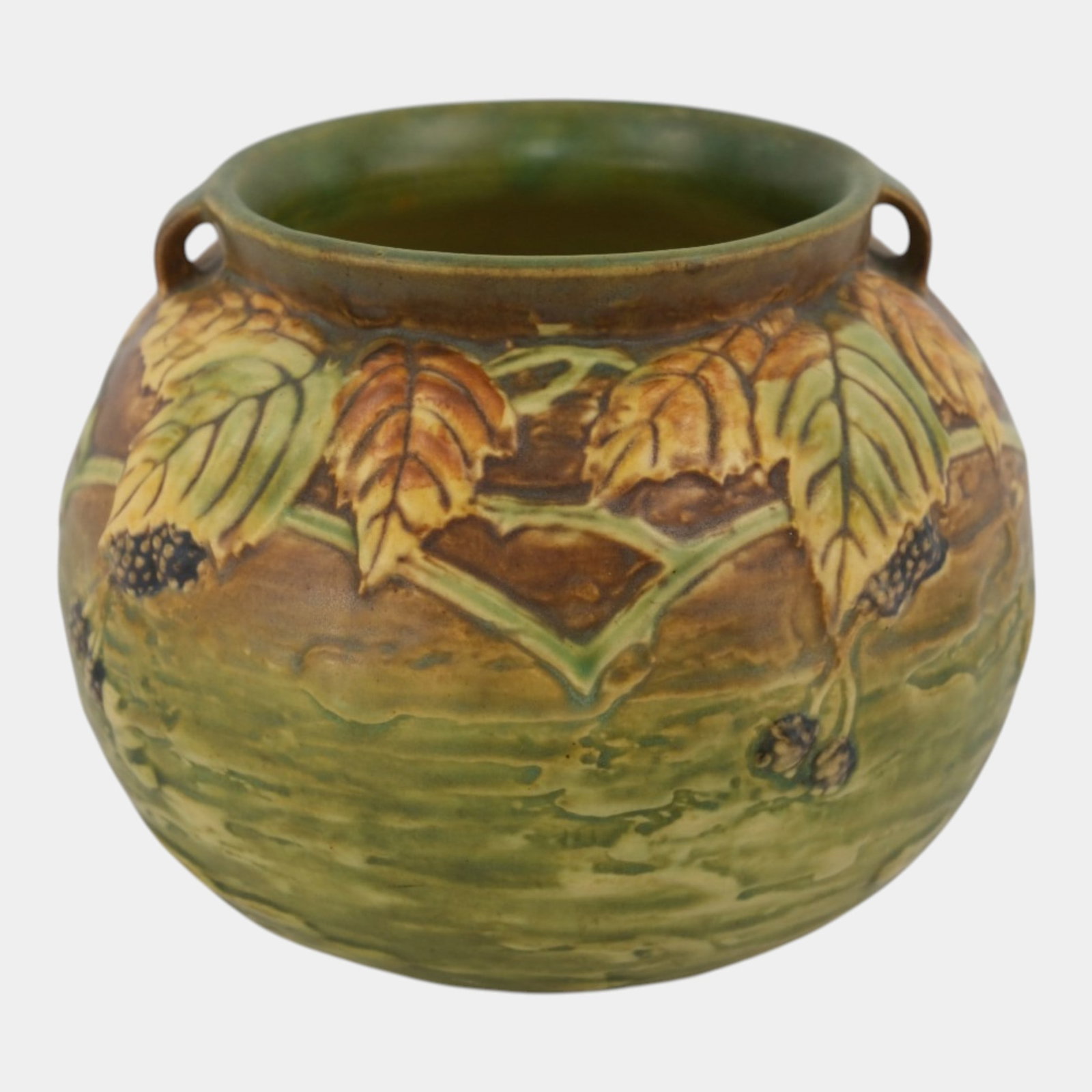 Roseville Blackberry 1932 Vintage Art Pottery Bulbous Ceramic Vase 574-6: Professional, fast, and affordable in house shipping available for all items. For higher resolution images please visit bid.craftedauctions.com Roseville Blackberry 1932 Vintage Art Pottery Bulbous Ce
