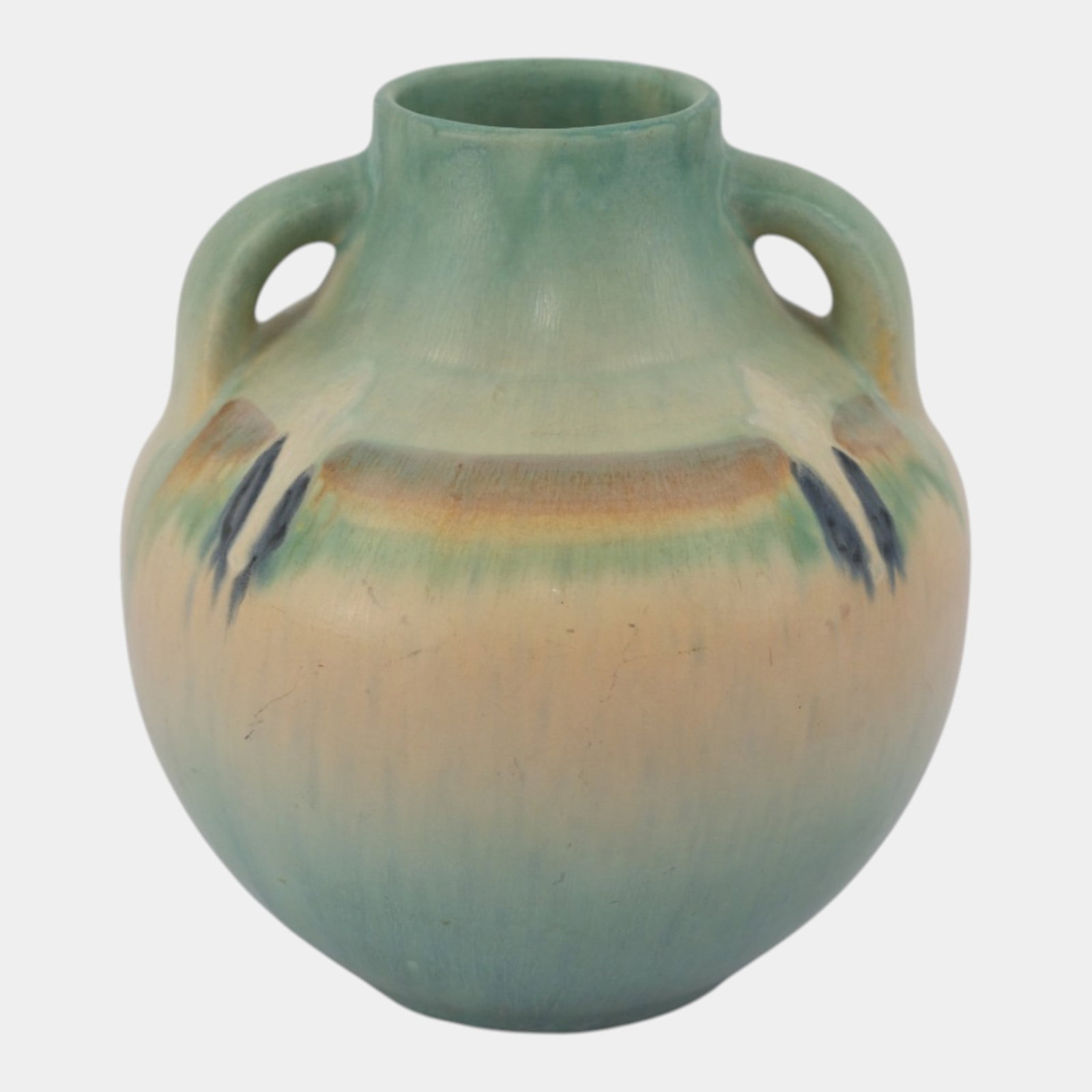 Roseville Montacello Green 1931 Vintage Art Pottery Ceramic Vase 562-7: Professional, fast, and affordable in house shipping available for all items. For higher resolution images please visit bid.craftedauctions.com Roseville Montacello Green 1931 Vintage Art Pottery Cera