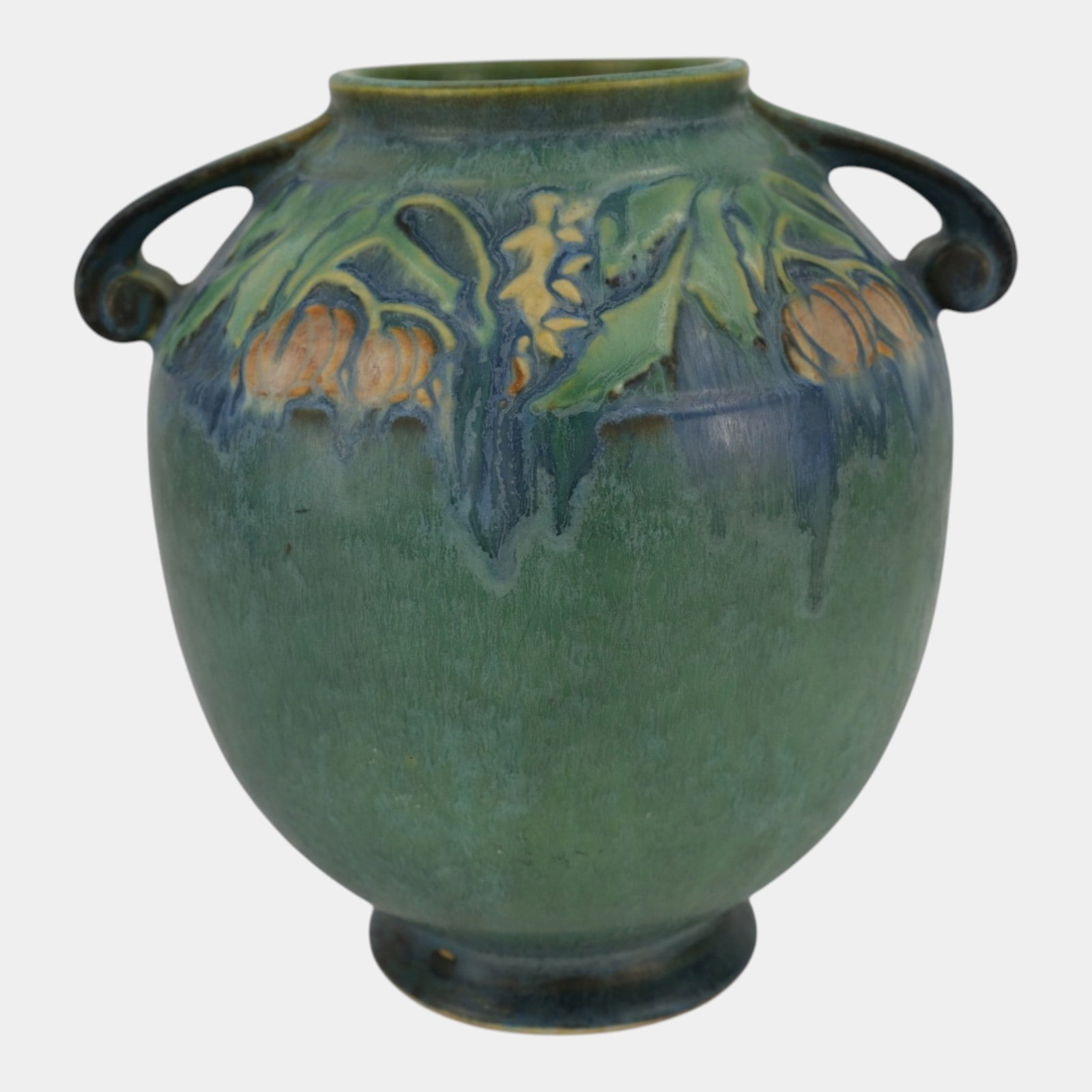 Roseville Baneda Green 1932 Vintage Arts And Crafts Pottery Ceramic Vase 595-8: Professional, fast, and affordable in house shipping available for all items. For higher resolution images please visit bid.craftedauctions.com Roseville Baneda Green 1932 Vintage Arts And Crafts Pott