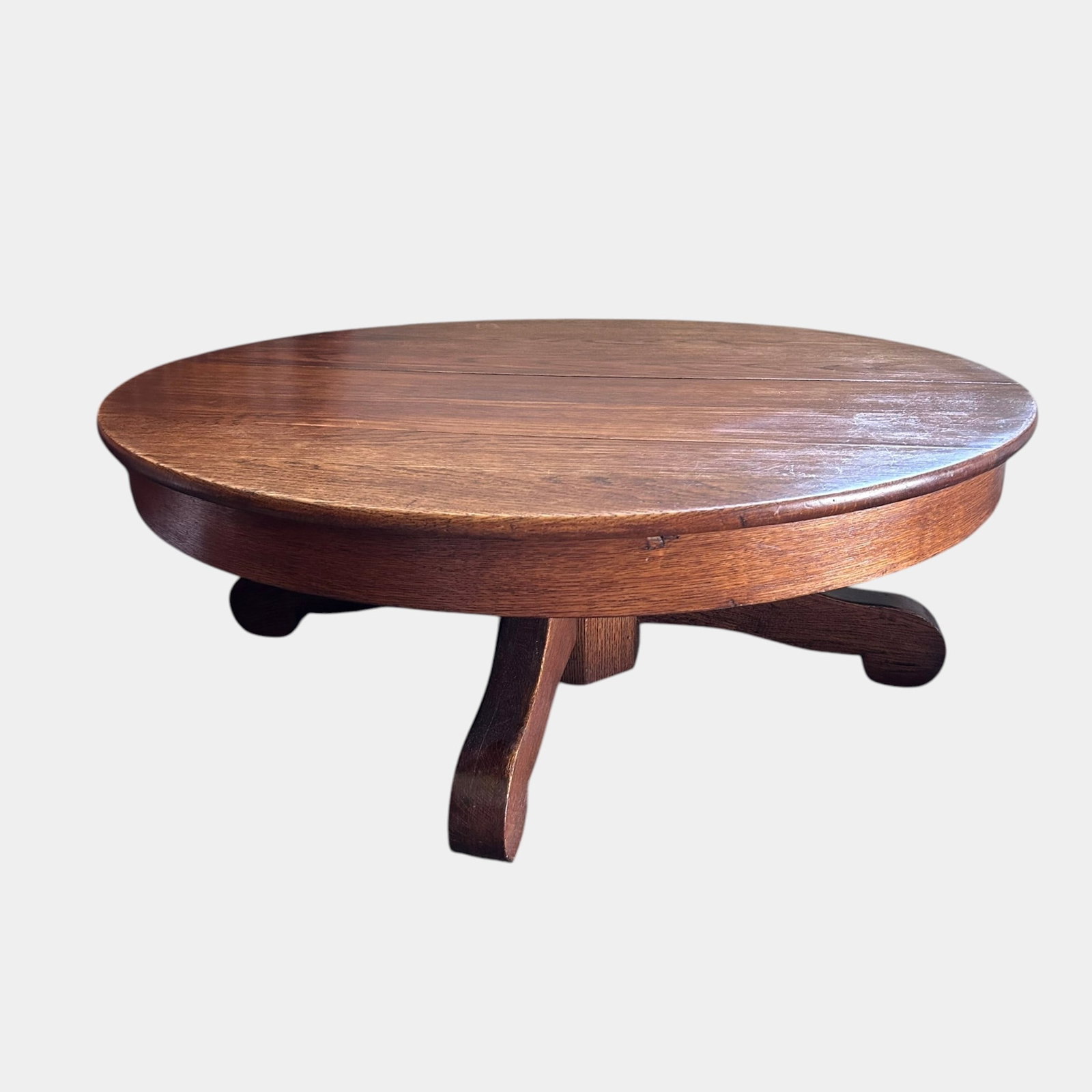 Early 20th Century Arts & Crafts Quarter Sawn Oak Oval Occasional Table With Splayed Legs (1 of 4)
