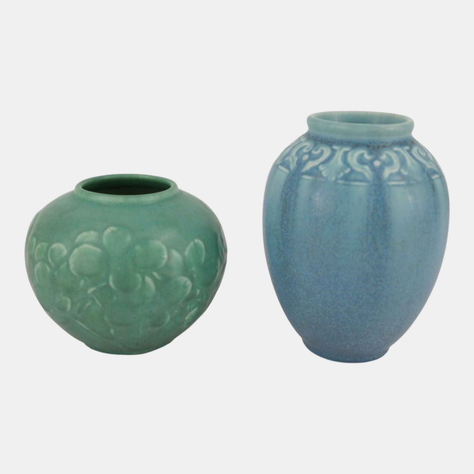 Rookwood 1931 & 1942 Art Deco Pottery Blue Green Floral & Scroll Motif Decorated Vases 2218 6832: Professional, fast, and affordable in house shipping available for all items. For higher resolution images please visit bid.craftedauctions.com Rookwood 1931 & 1942 Art Deco Pottery Blue Green Floral 