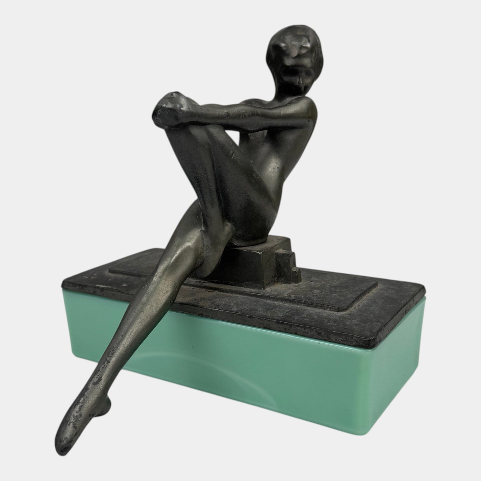 Frankart 1920s Art Deco Nude Dark Metallic Green Jadeite Glass Cigarette Box: Professional, fast, and affordable in house shipping available for all items. For higher resolution images please visit bid.craftedauctions.com Frankart 1920s Art Deco Nude Dark Metallic Green Jadeite