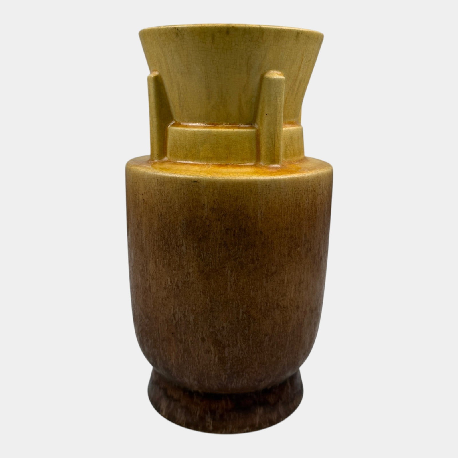 Roseville Futura 1928 Vintage Art Pottery Yellow Brown Space Capsule Vase 432-10: Professional, fast, and affordable in house shipping available for all items. For higher resolution images please visit bid.craftedauctions.com Roseville Futura 1928 Vintage Art Pottery Yellow Brown S