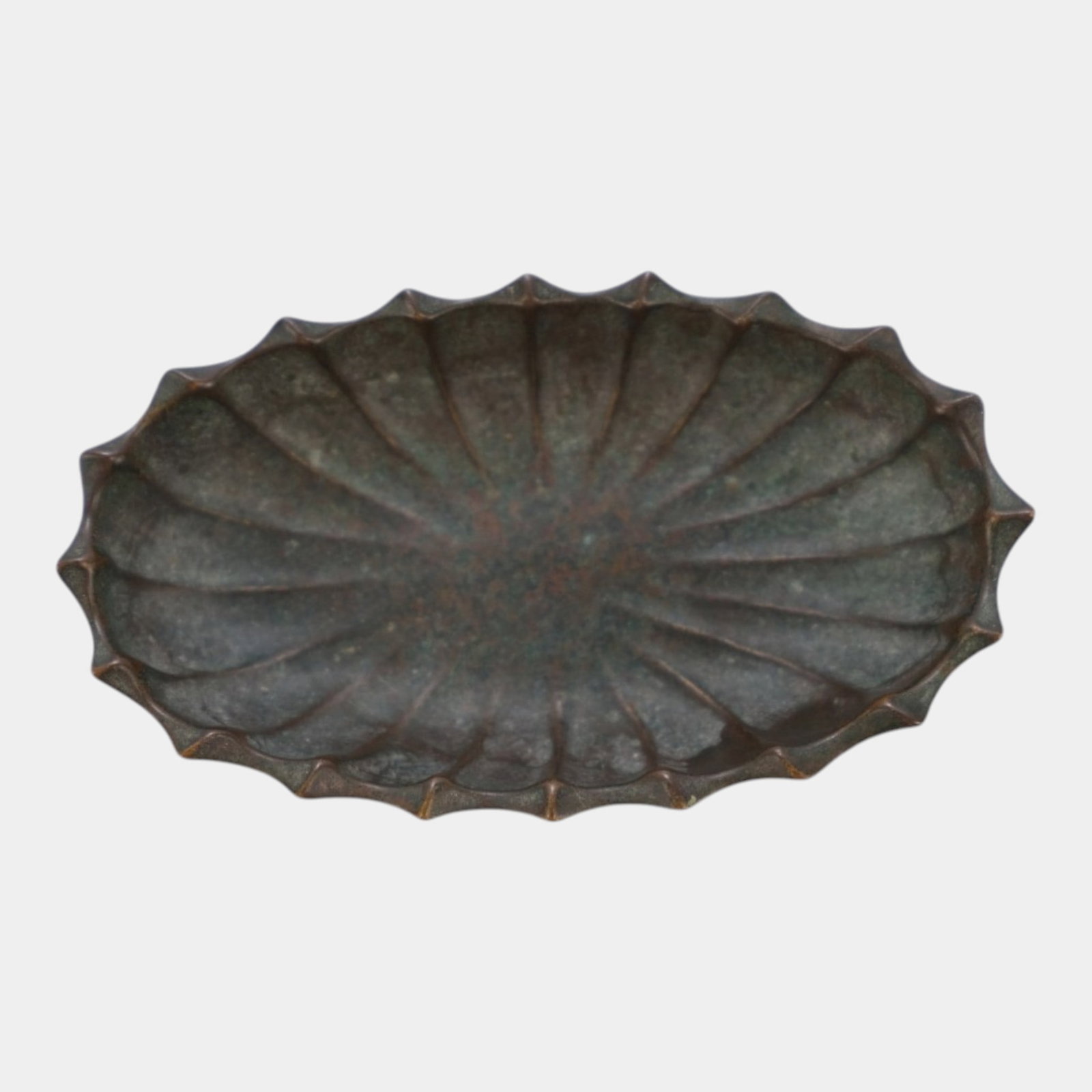 Tiffany Studios Early 20th Century Arts & Crafts Bronze Ribbed Leaf Form Bowl (1 of 4)