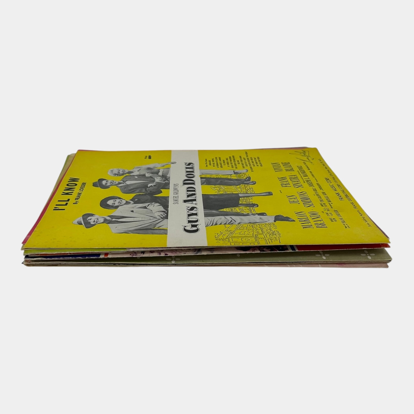 This Is The Army, Duke Ellington, Guys And Dolls, & Other Mid Century Souvenir Programs: Professional, fast, and affordable in house shipping available for all items. For higher resolution images please visit bid.craftedauctions.com Auction Excellent condition. Age related wear.