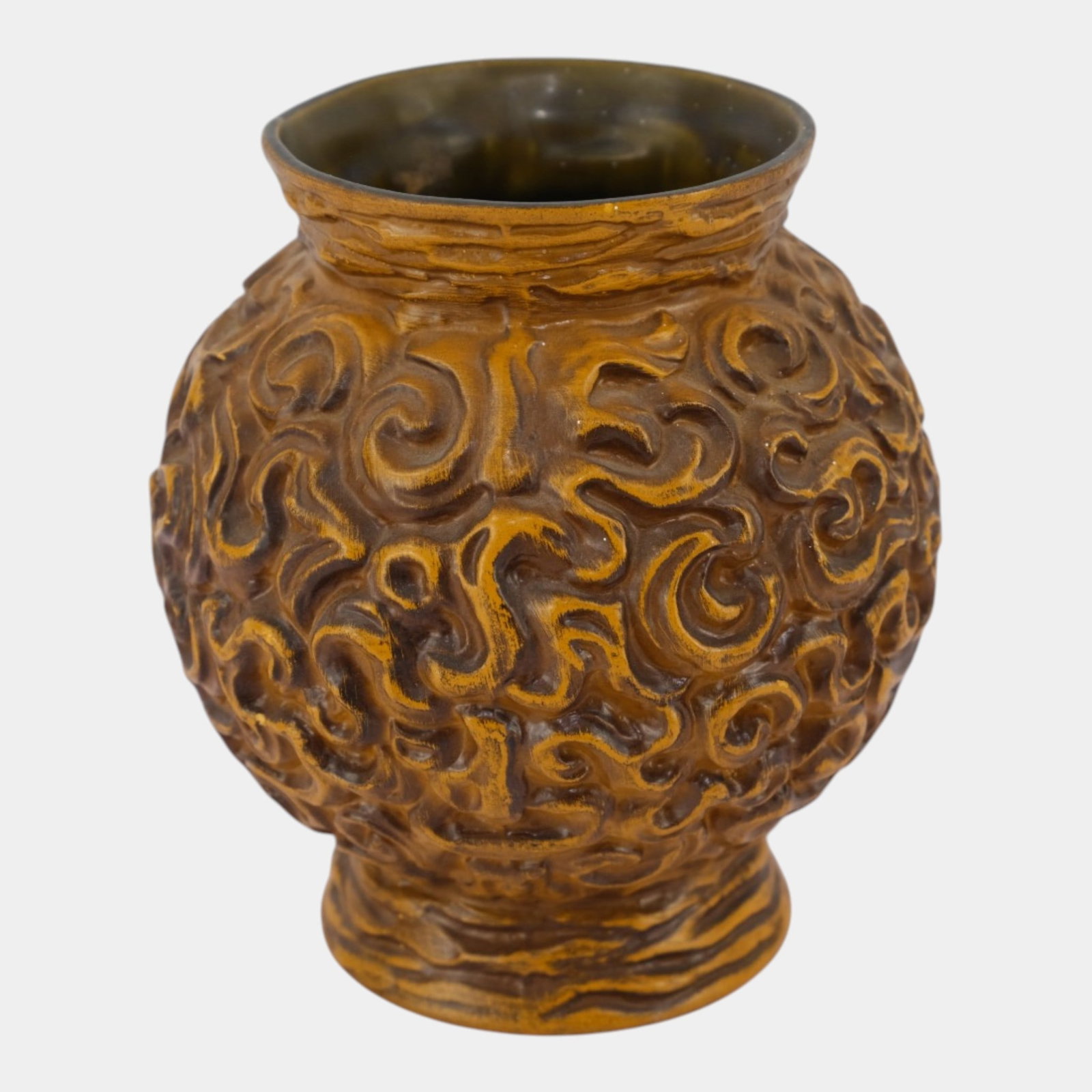 Haeger 1970s Modern Deco Art Pottery Country Spanish Line Bulbous Ceramic Vase: Professional, fast, and affordable in house shipping available for all items. For higher resolution images please visit bid.craftedauctions.com Haeger 1970s Modern Deco Art Pottery Country Spanish Lin