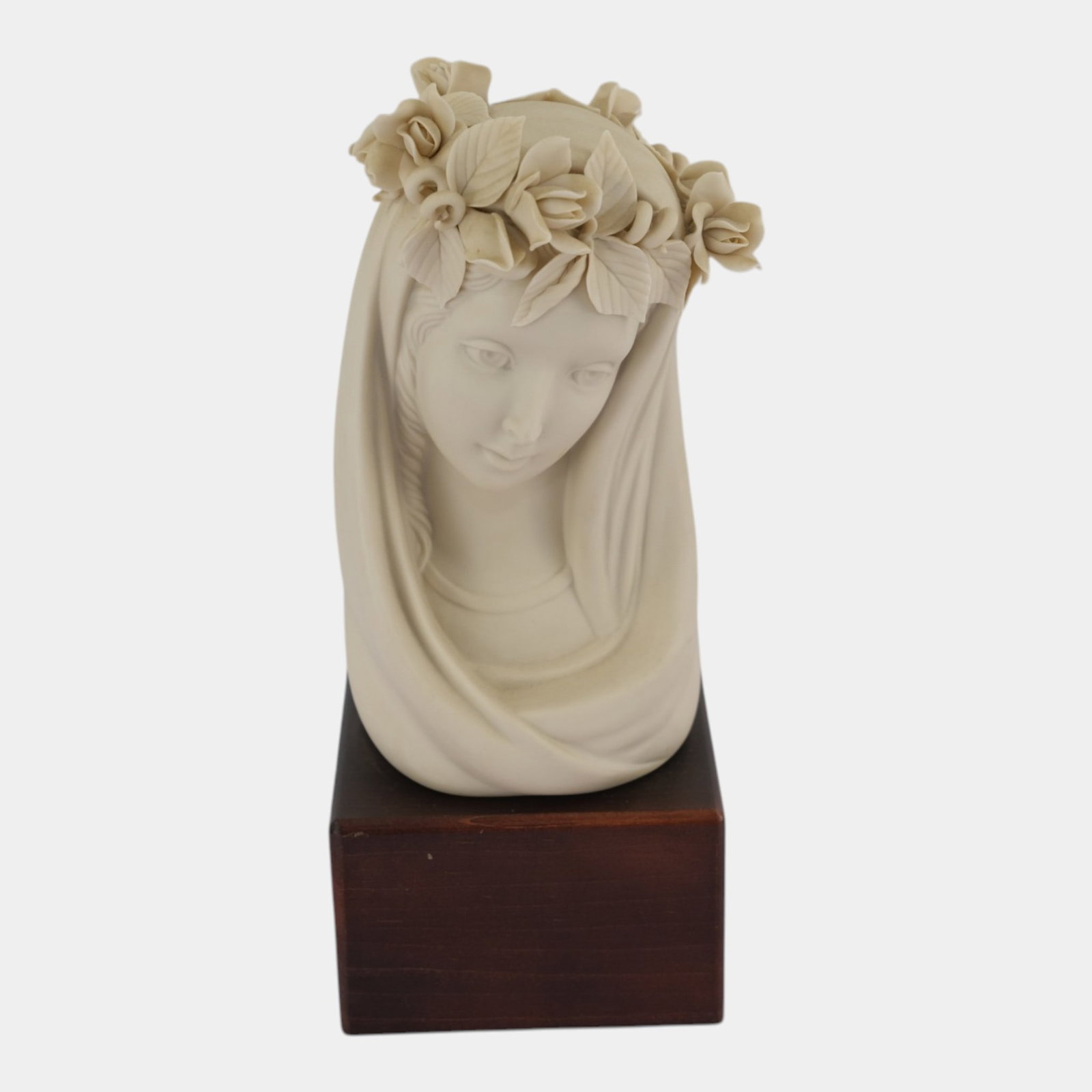 Cybis 1930s Mid Century White Porcelain "Queen Of Angels" Sculptural Bust On Wooden Base: Professional, fast, and affordable in house shipping available for all items. For higher resolution images please visit bid.craftedauctions.com Cybis 1930s Mid Century White Porcelain "Queen Of Angels