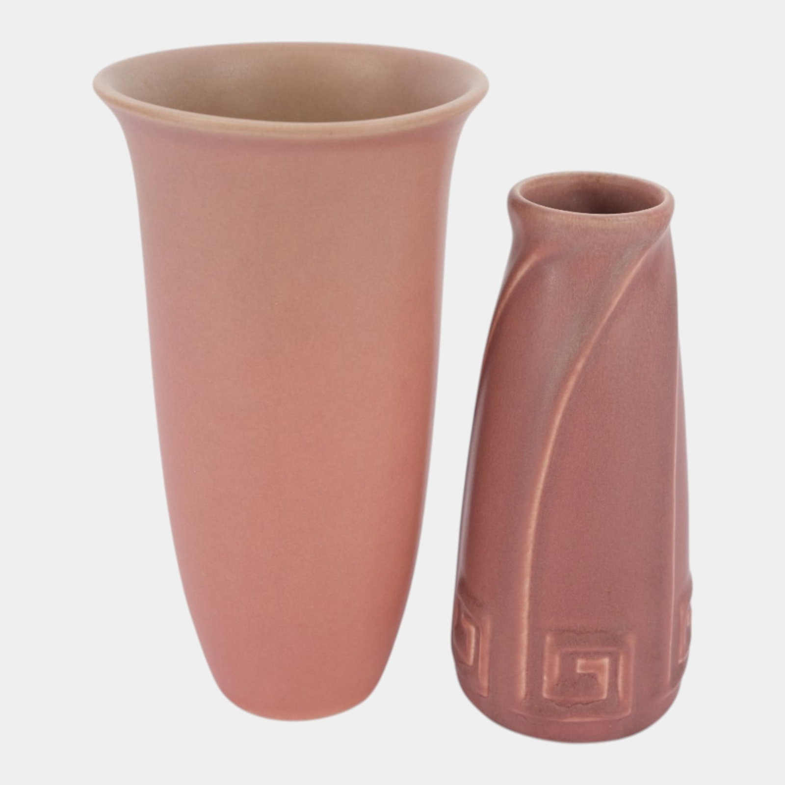 Rookwood 1922-1925 Vintage Arts And Crafts Pottery Pink Ceramic Vases 2135 2618E: Professional, fast, and affordable in house shipping available for all items. For higher resolution images please visit bid.craftedauctions.com Rookwood 1922-1925 Vintage Arts And Crafts Pottery Pink 